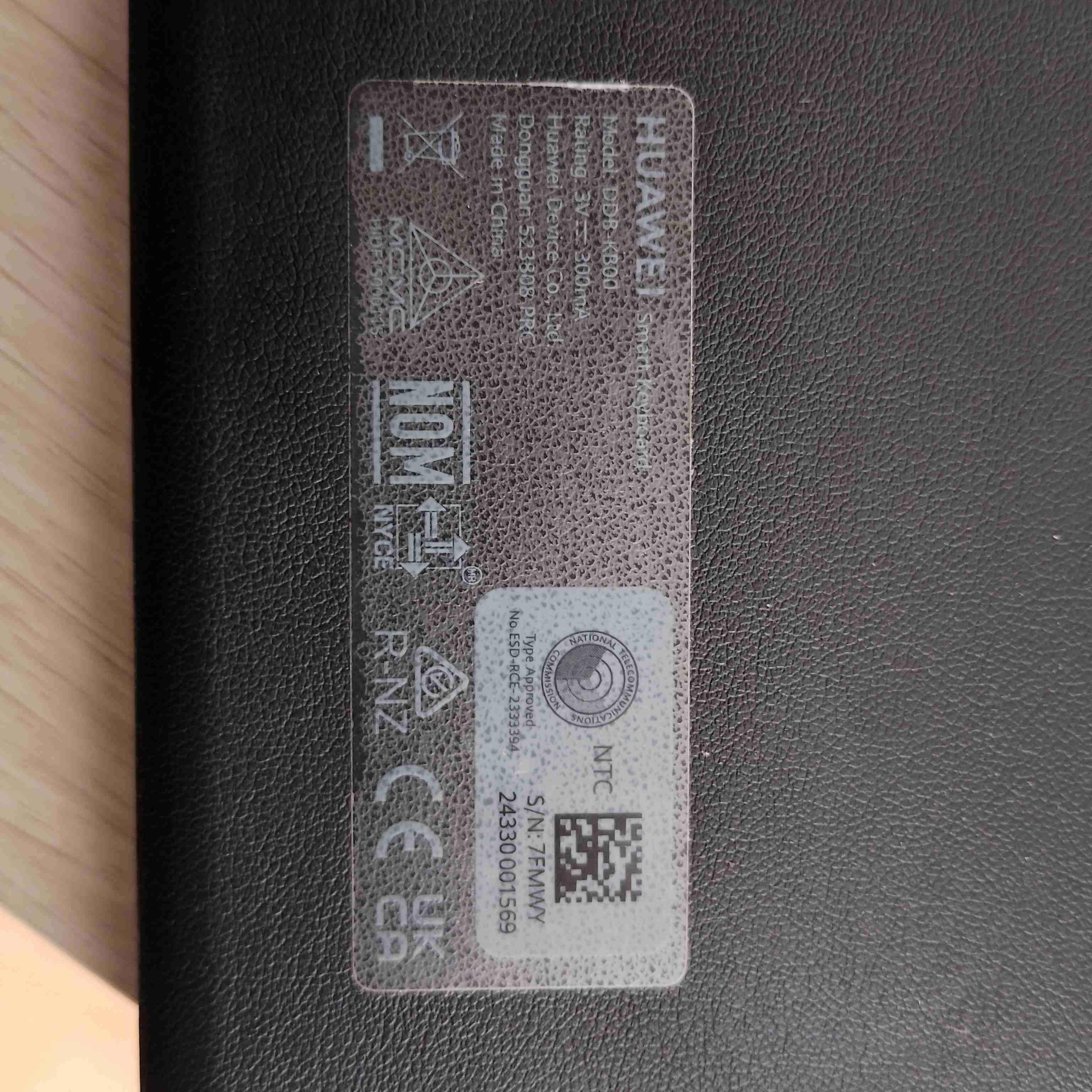 Tablet con teclado desmontable - miniatura 2