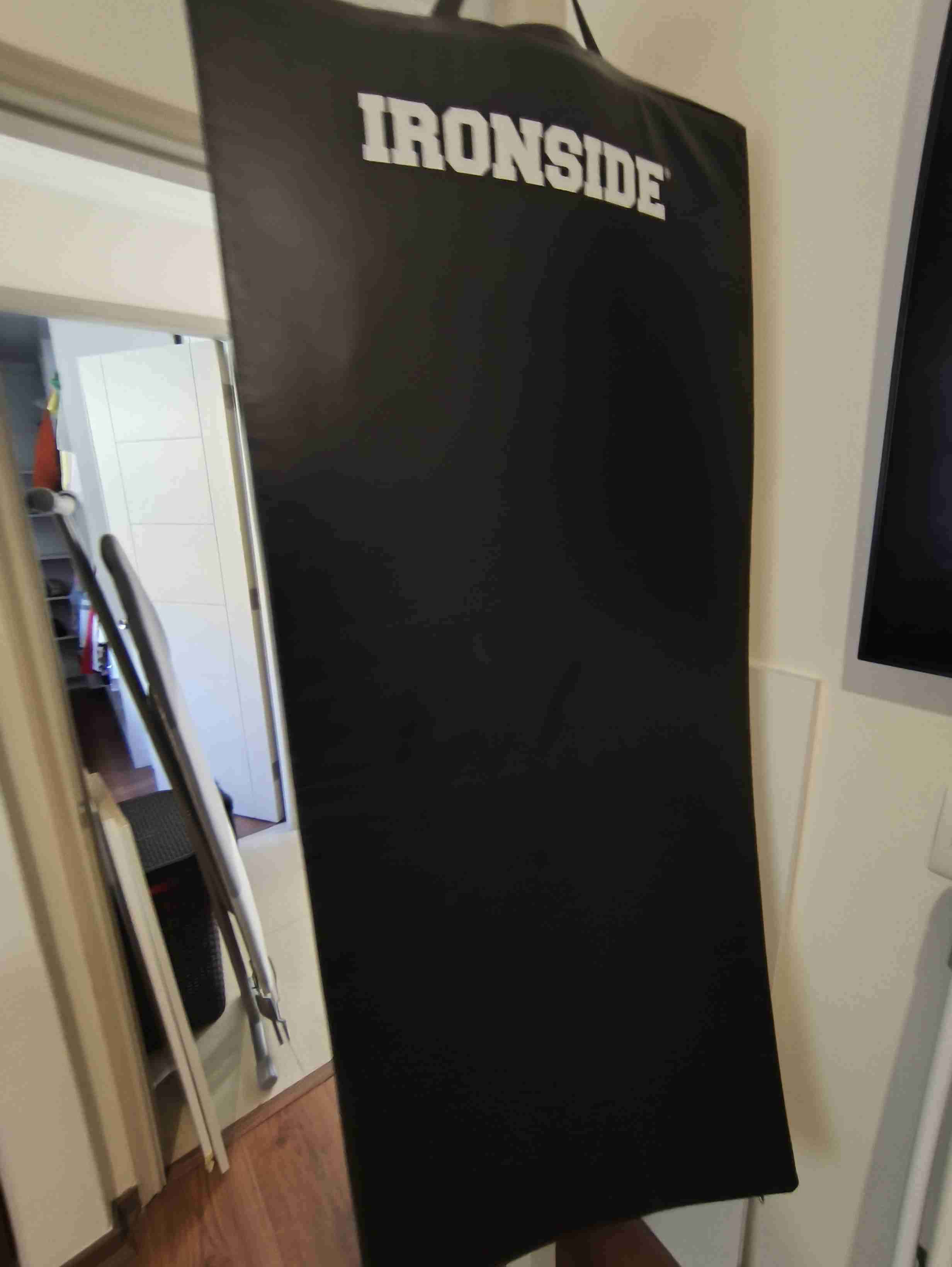 Saco de boxeo Ironside negro - miniatura 3