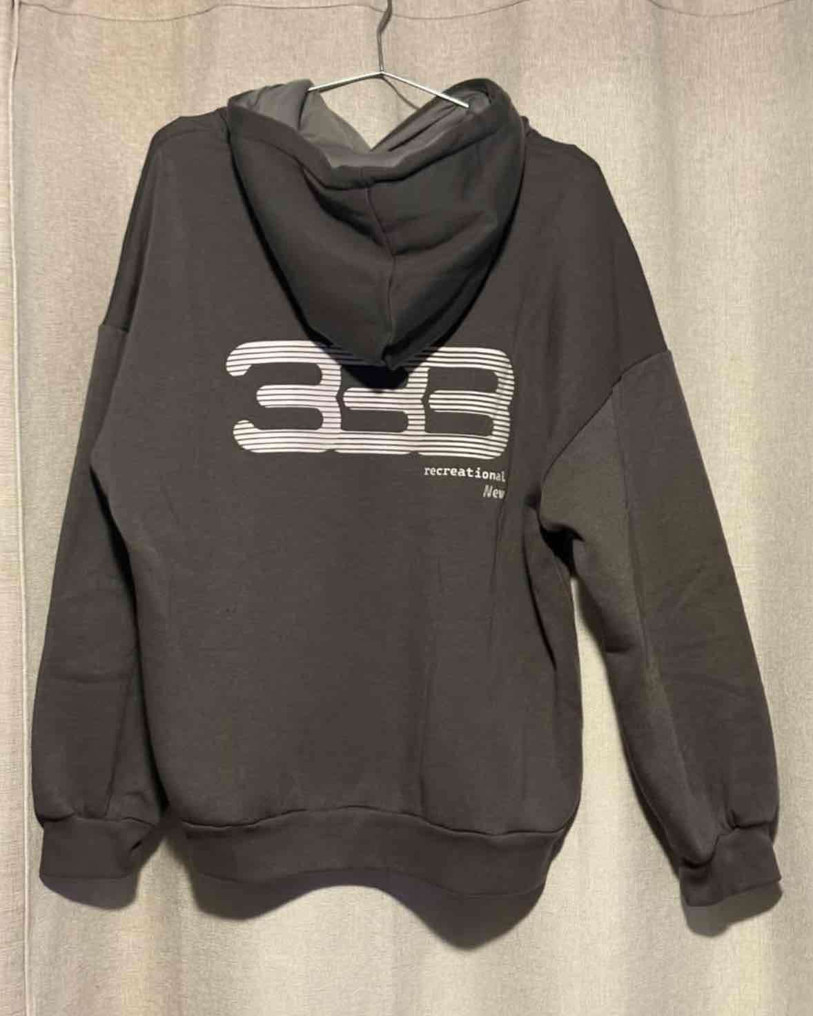 Hoodie gris XL - Shein - miniatura 2