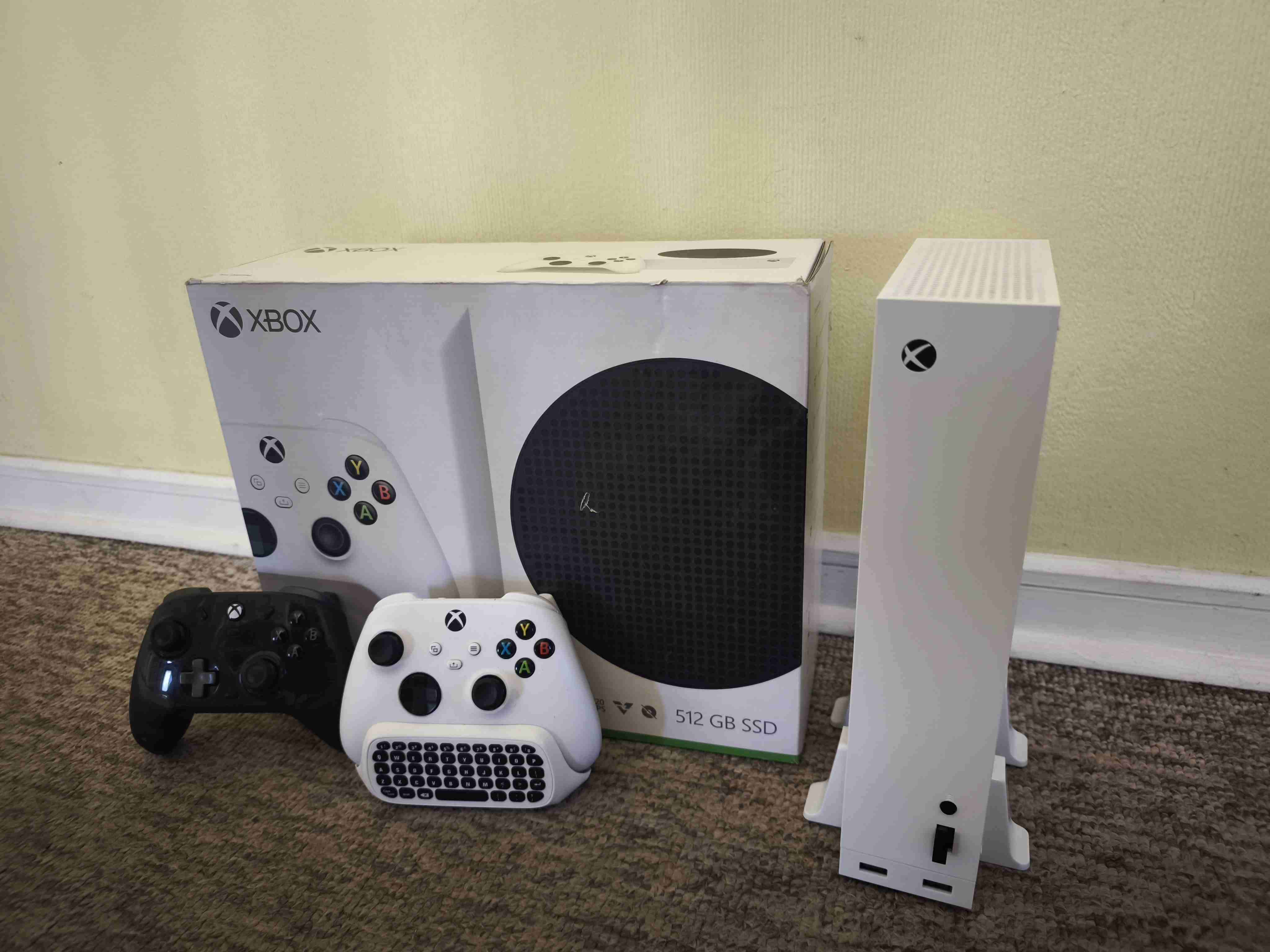 Xbox Series S 512GB + Control GameSir + Chatpad - miniatura 2