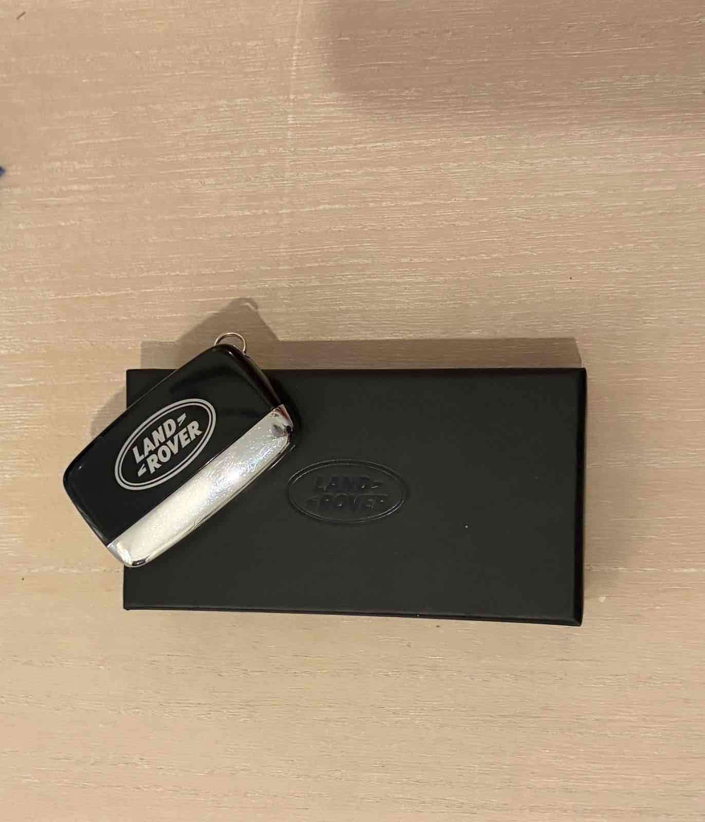 Llave inteligente Land Rover - miniatura 2