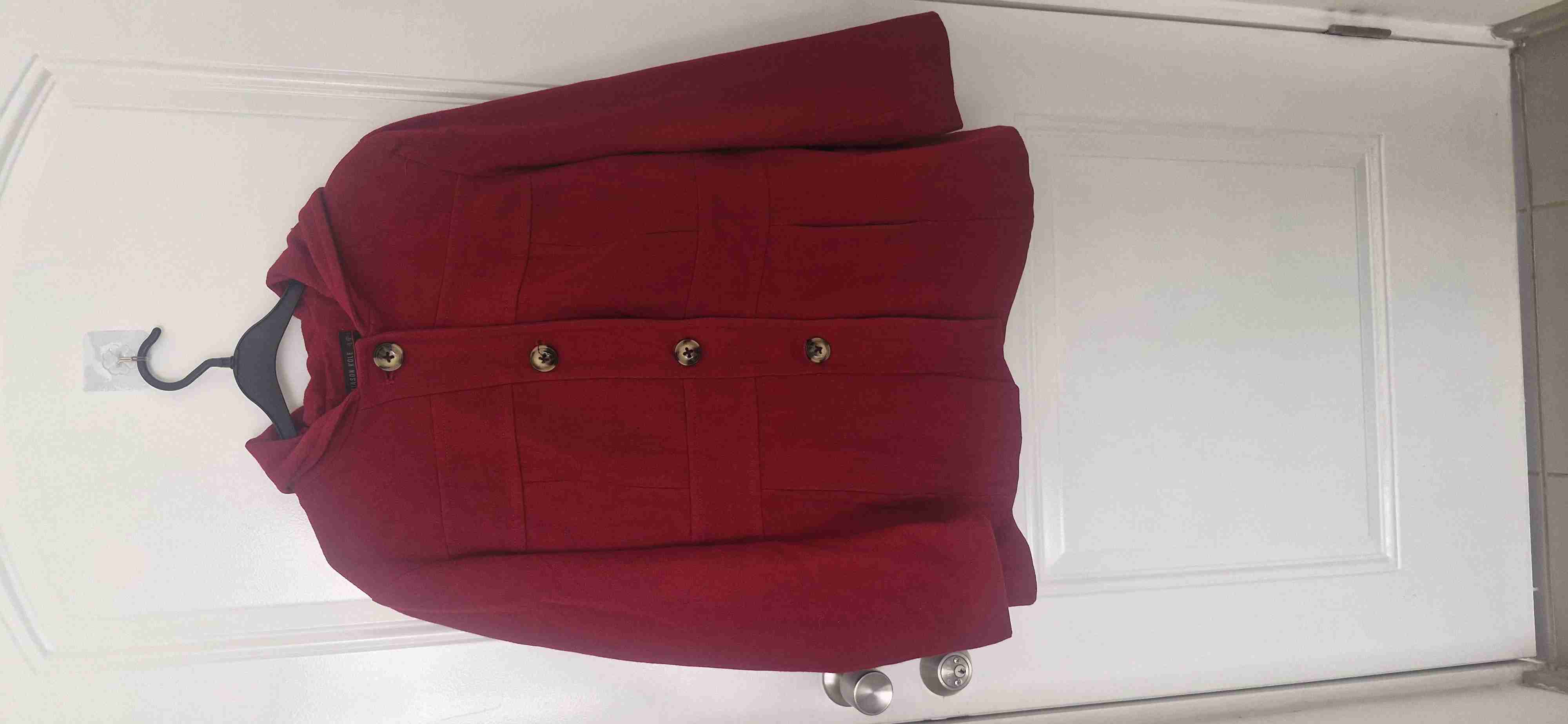 Abrigo con Capucha Jason Kole Talla XL - Rojo Carm