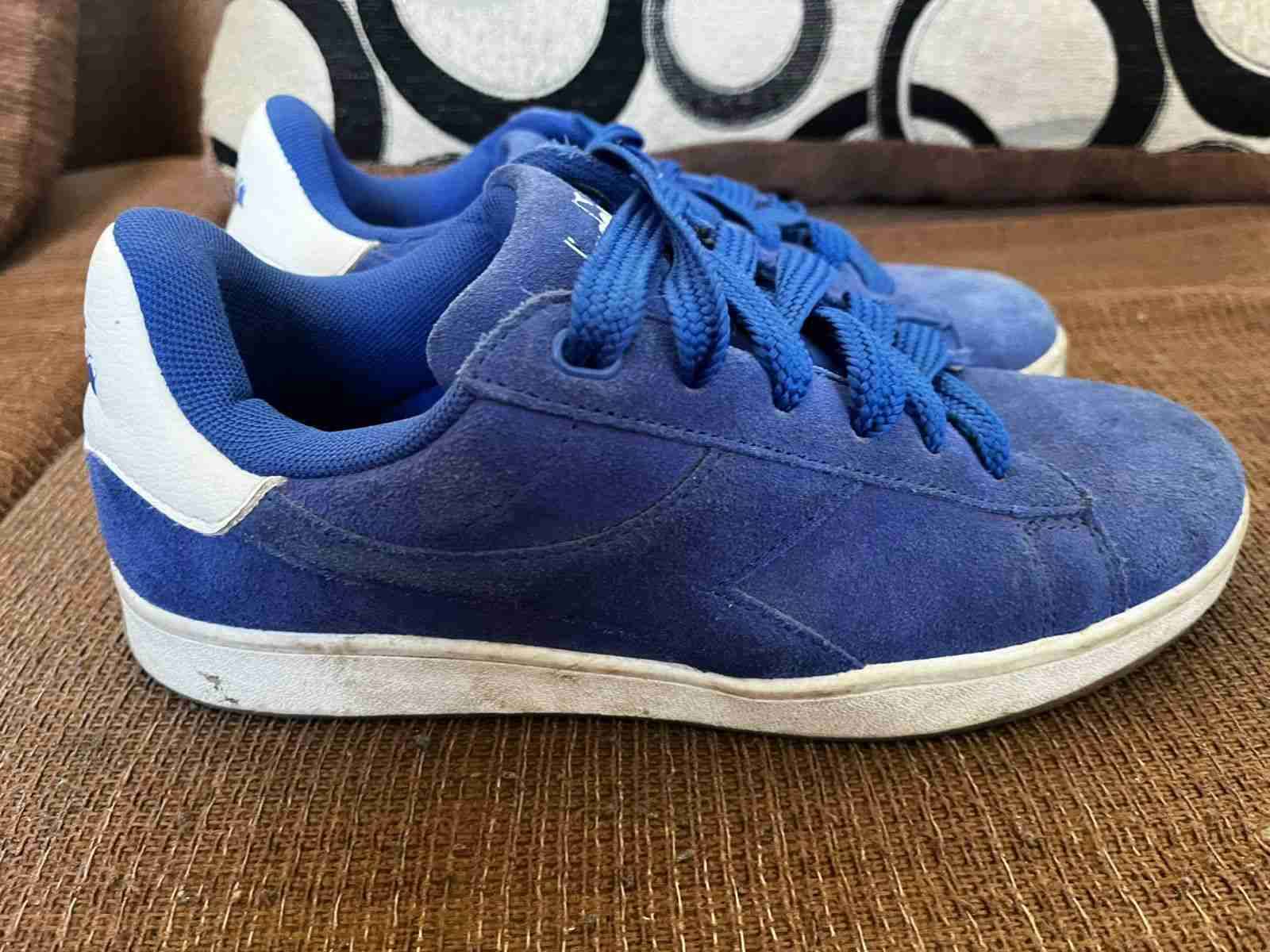 Zapatillas azules deportivas - miniatura 4