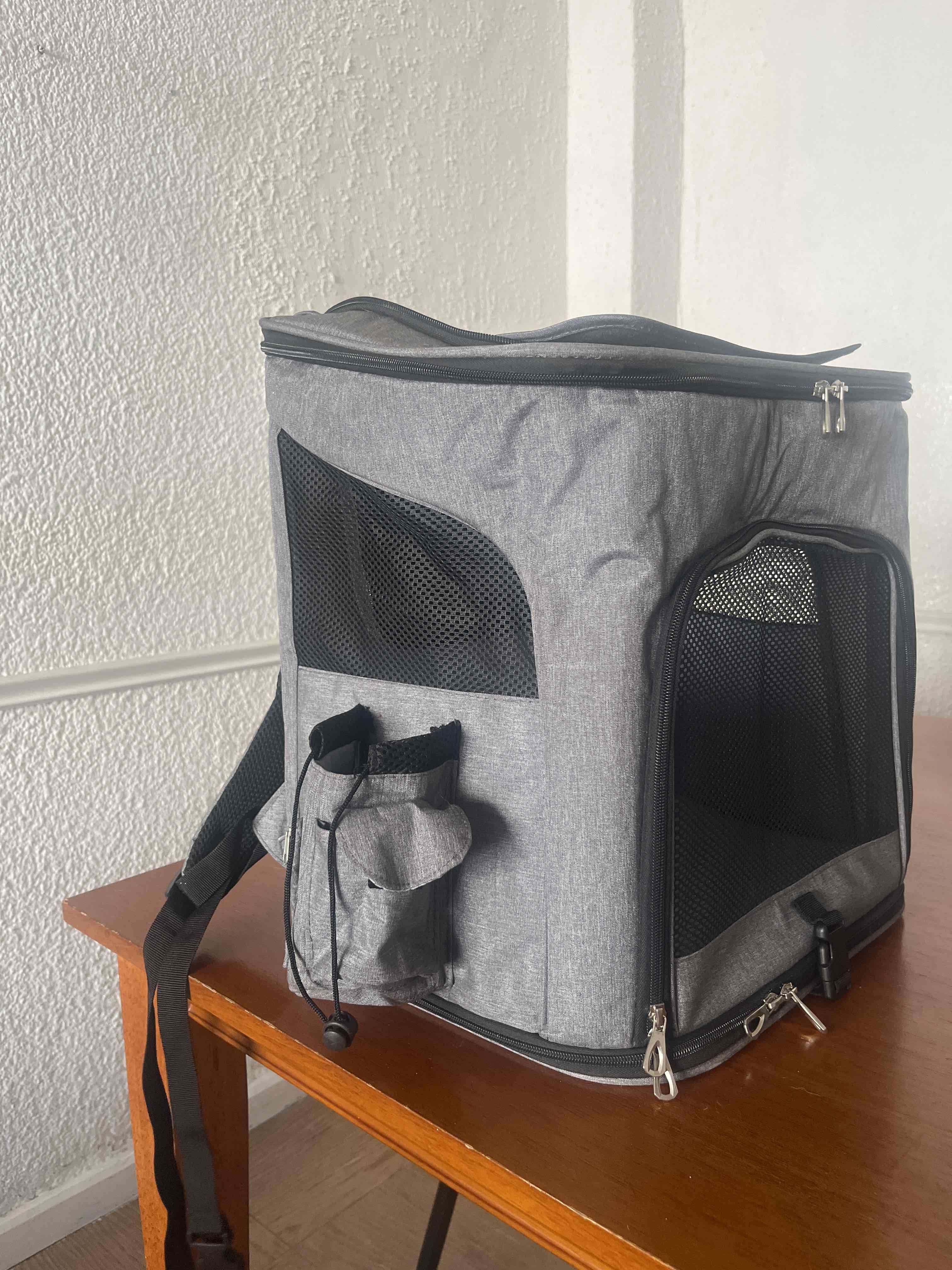 Mochila transportadora para mascotas - miniatura 2