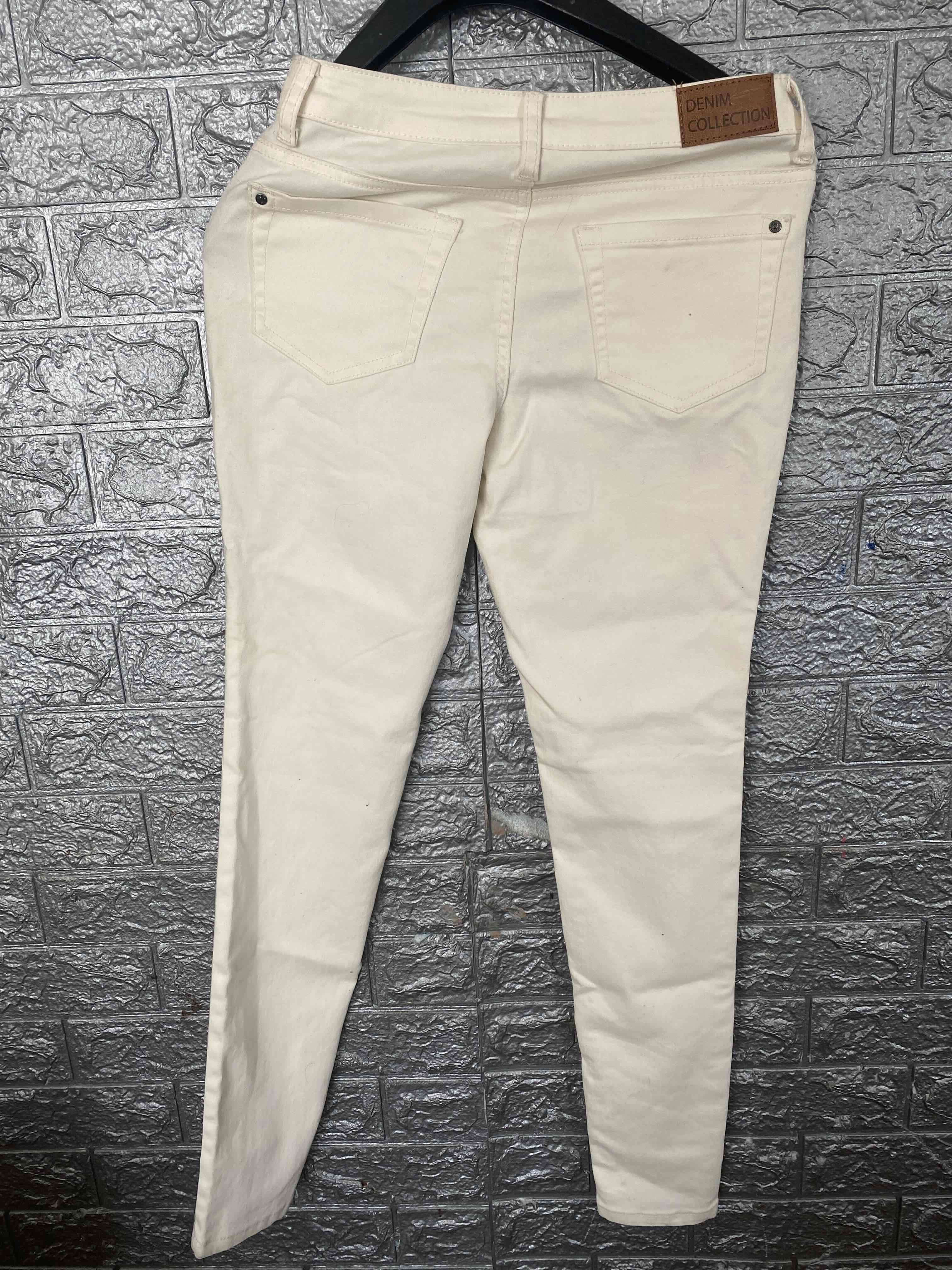 Pantalones de mezclilla blancos - miniatura 2