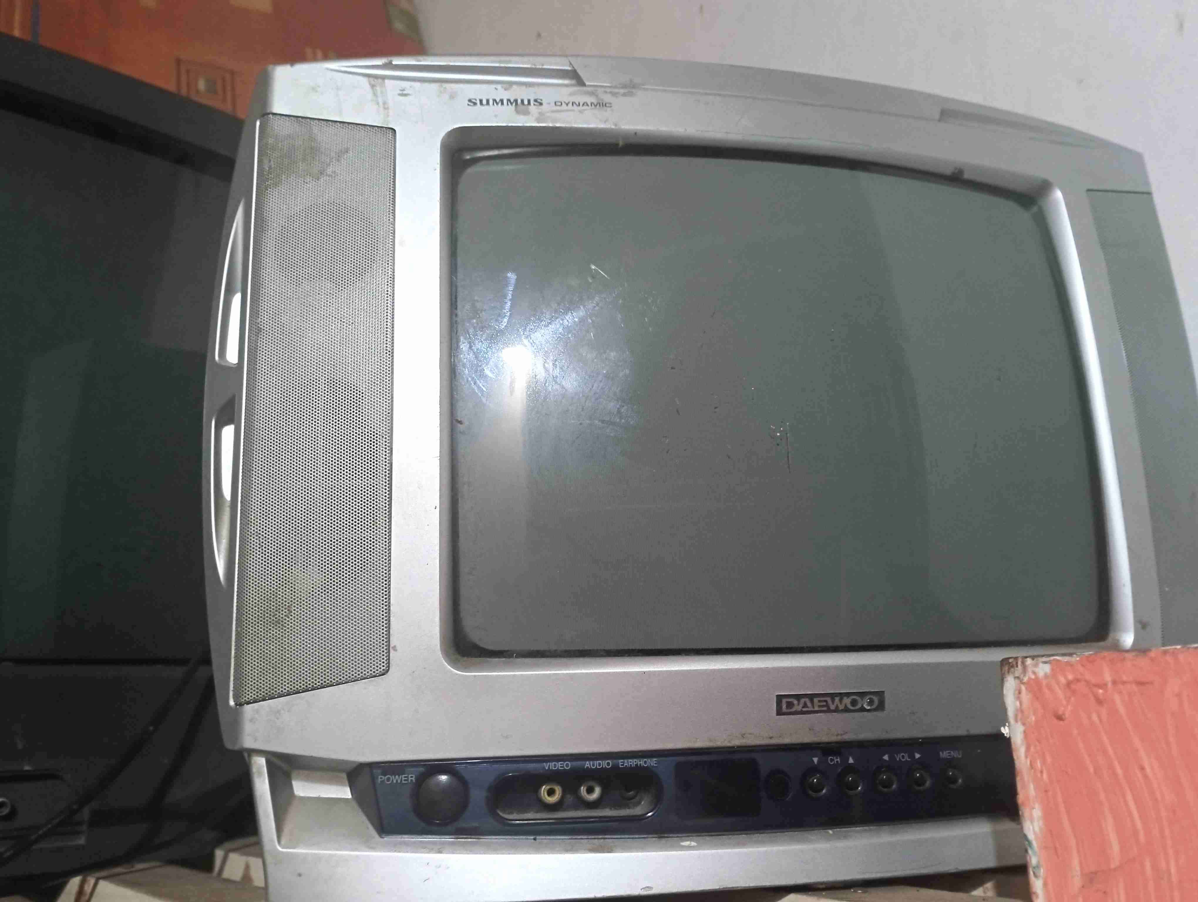 Televisor Sony Trinitron CRT - miniatura 3