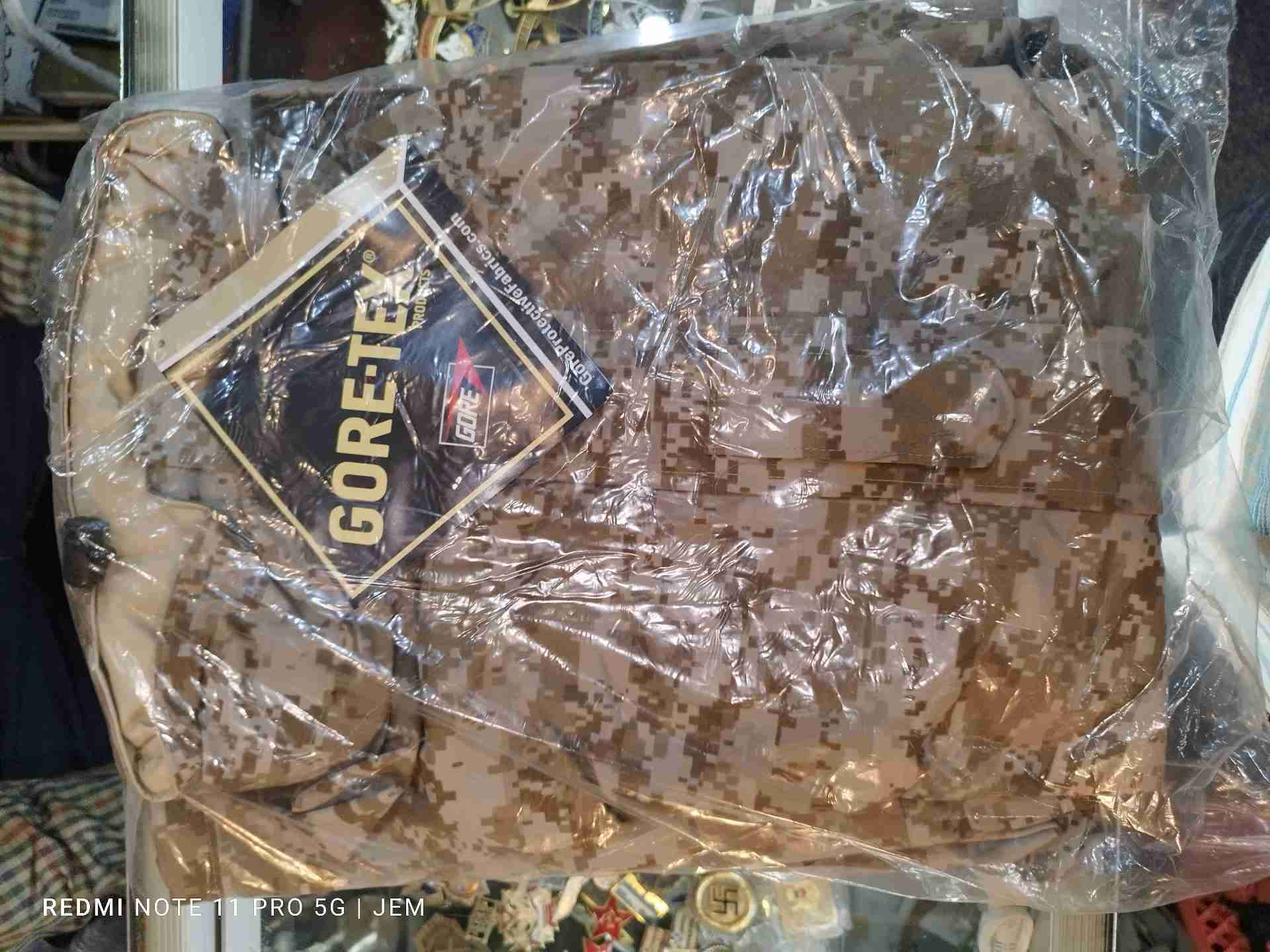 Tenida completa pixelada Gore-Tex - miniatura 2