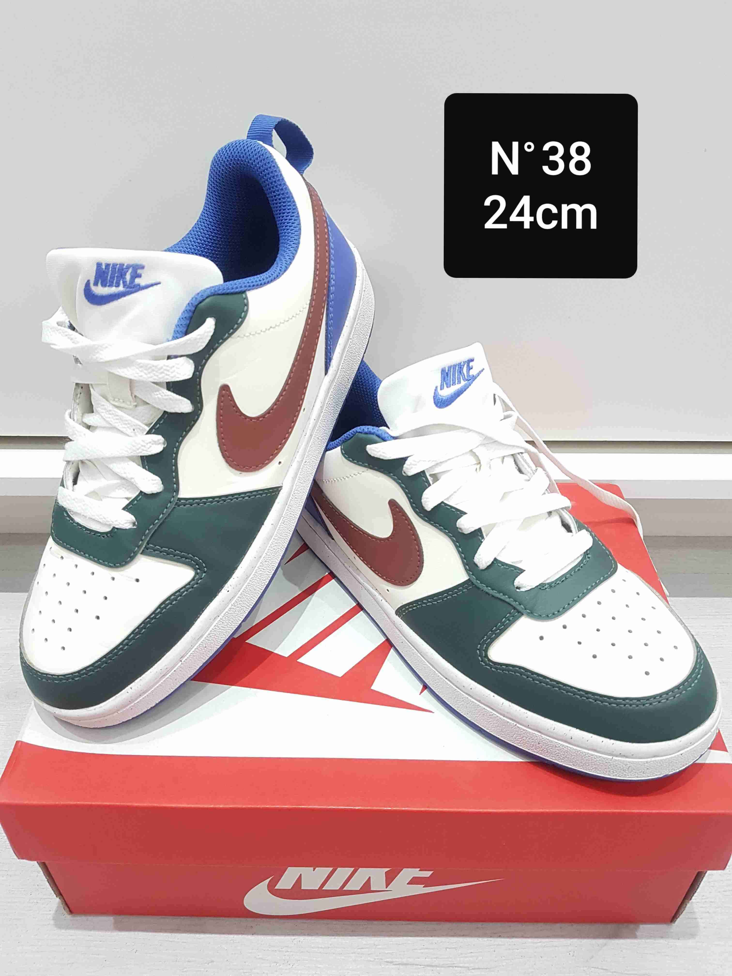 Zapatillas originales usadas - miniatura 2