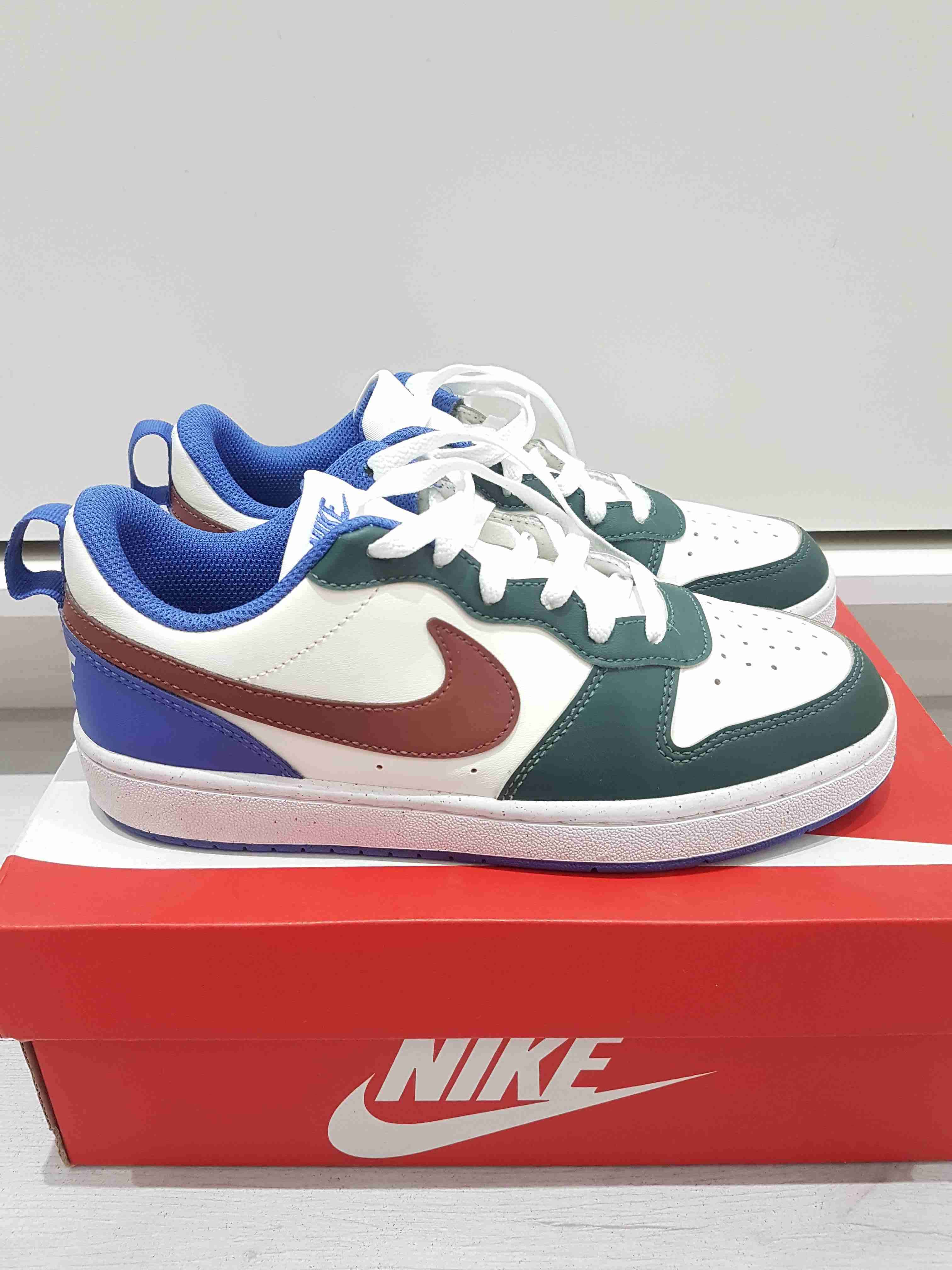 Zapatillas originales usadas - miniatura 3