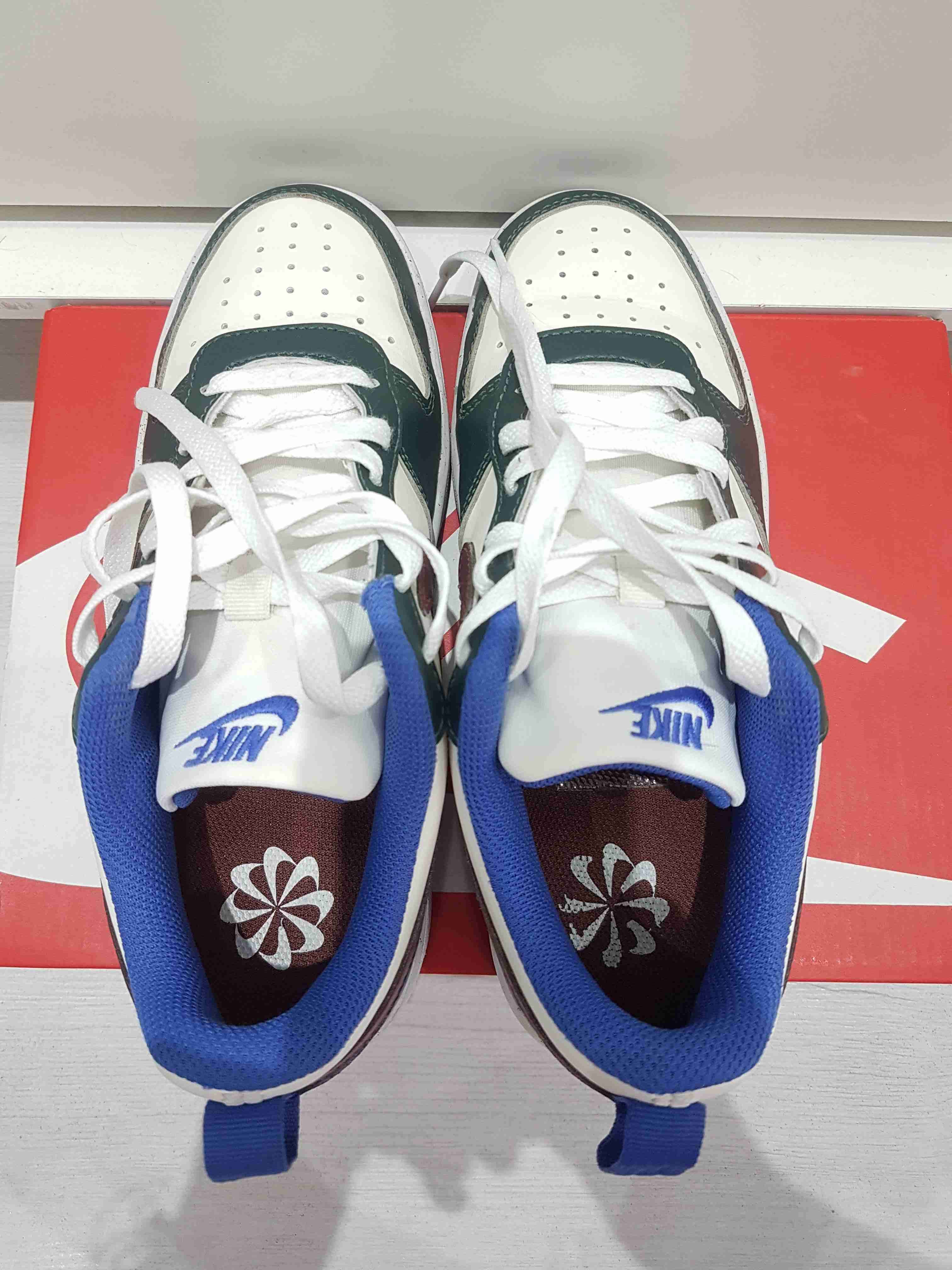 Zapatillas originales usadas - miniatura 4