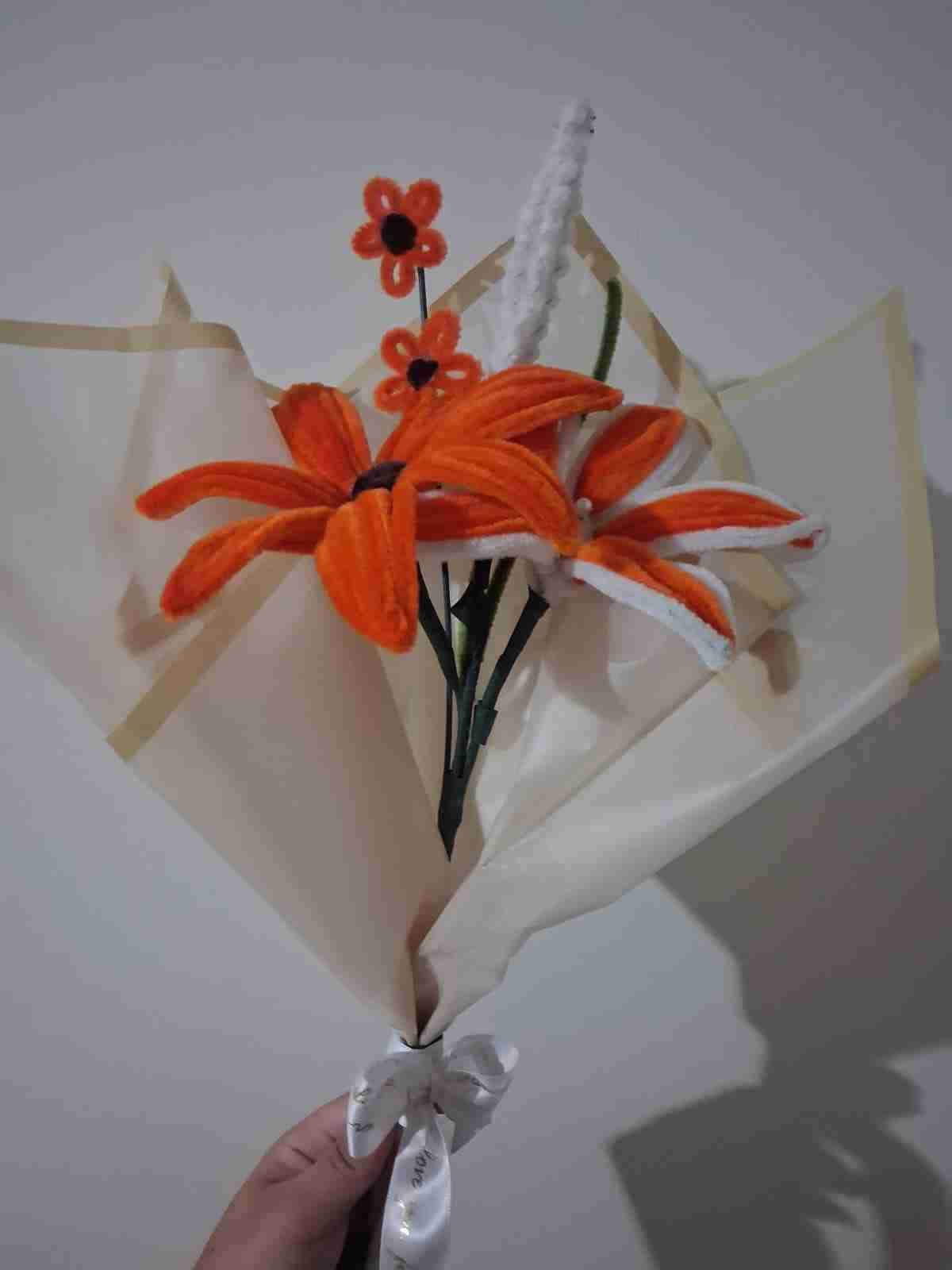 Ramo de flores limpiapipas - miniatura 1