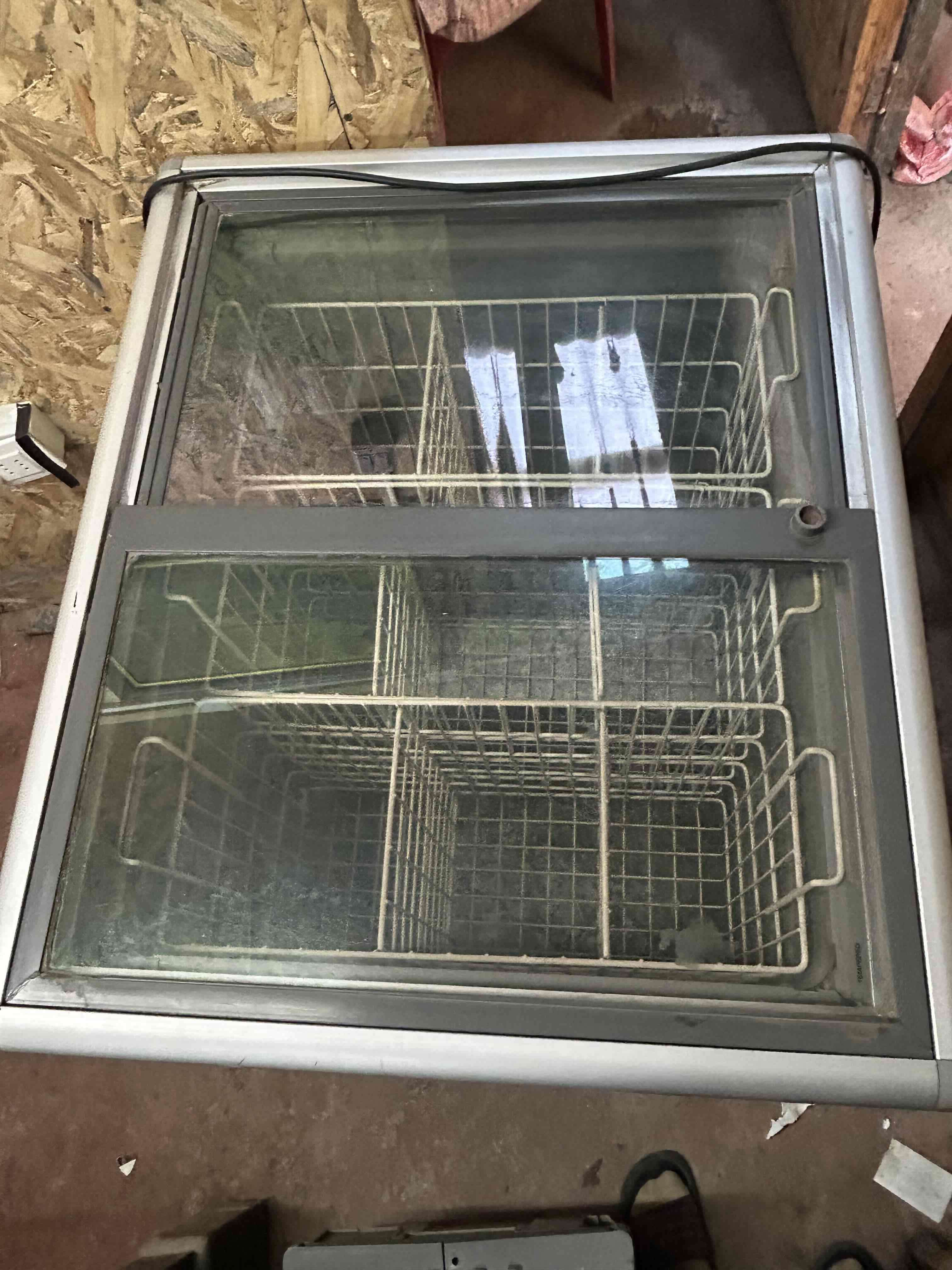 Congelador horizontal usado - miniatura 5