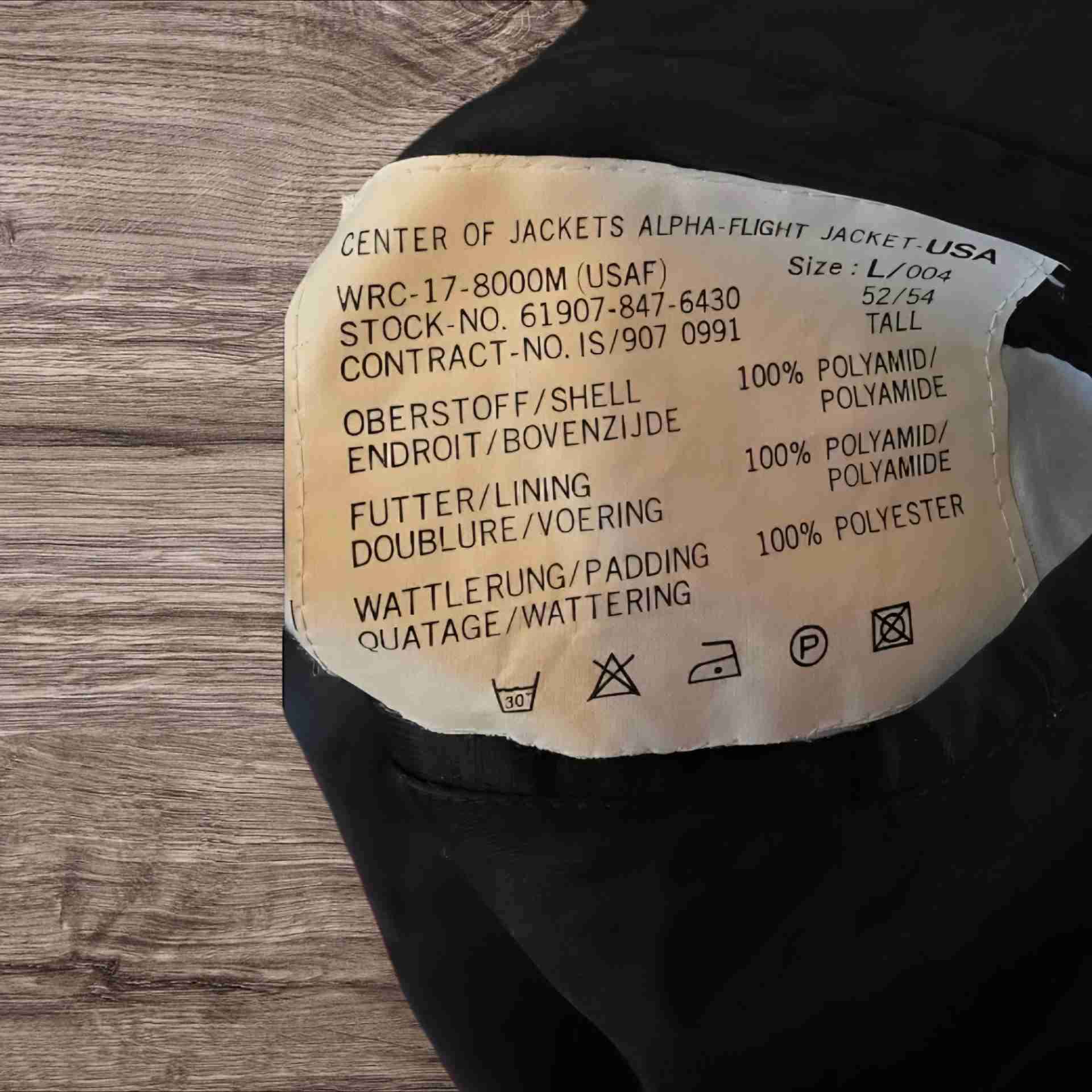 Chaqueta bomber negra vintage camuflaje - miniatura 3