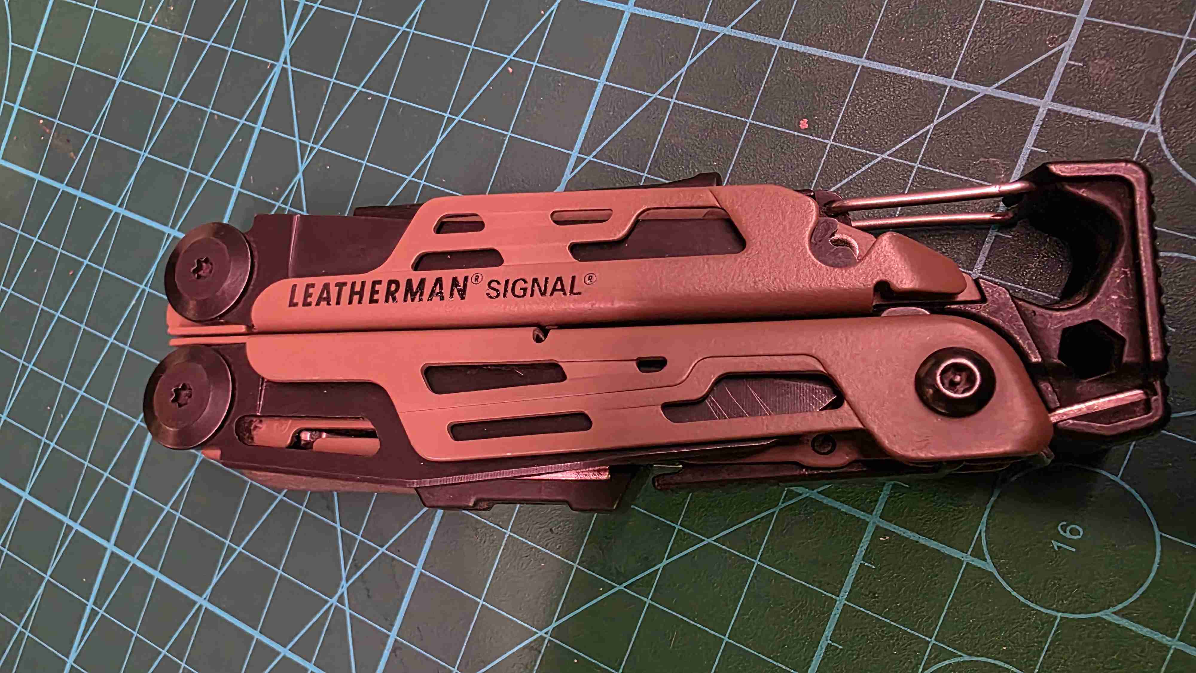 Herramienta multiusos Leatherman signal coyote - miniatura 3
