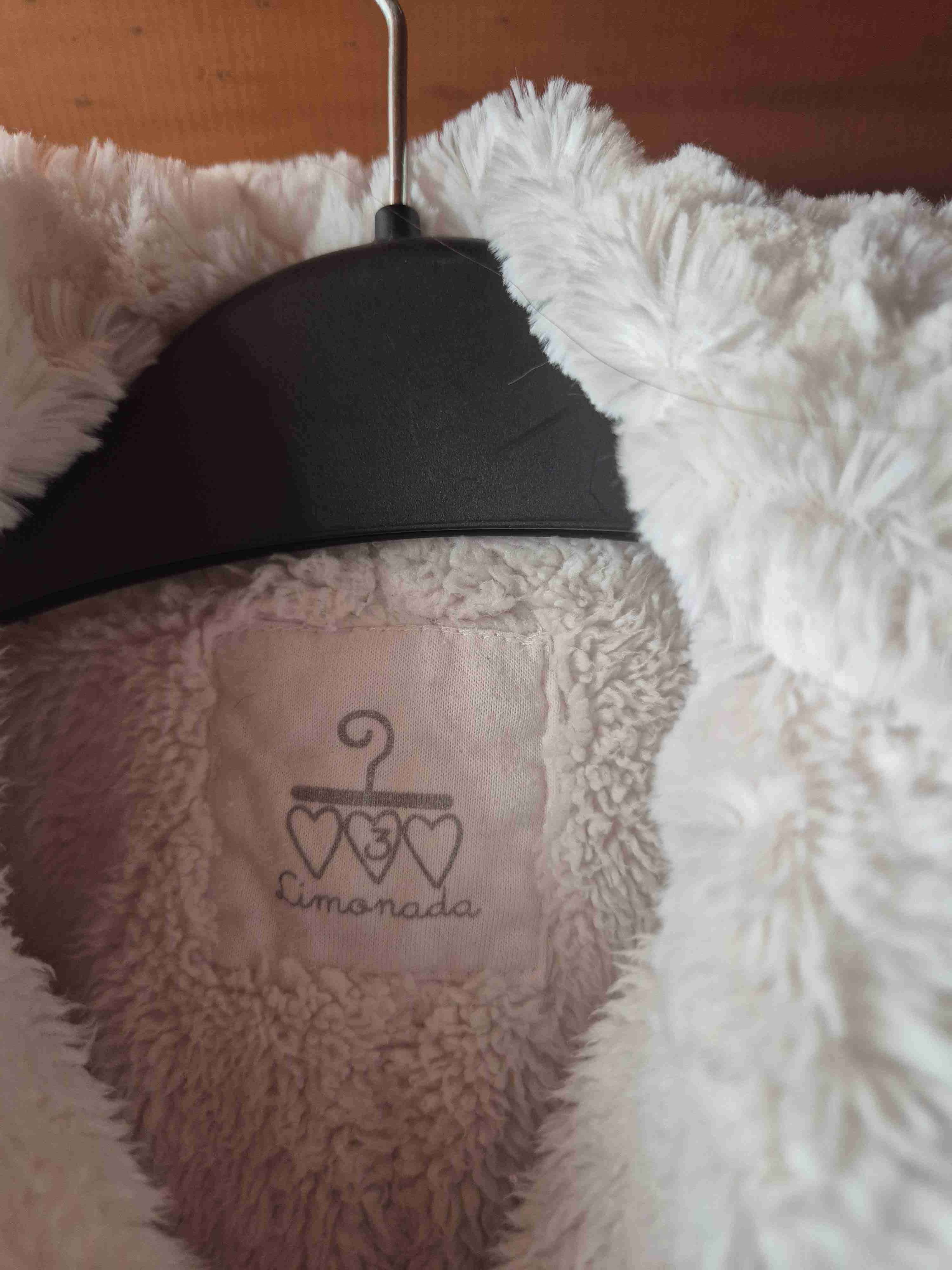 Abrigo infantil de pelo blanco - miniatura 2