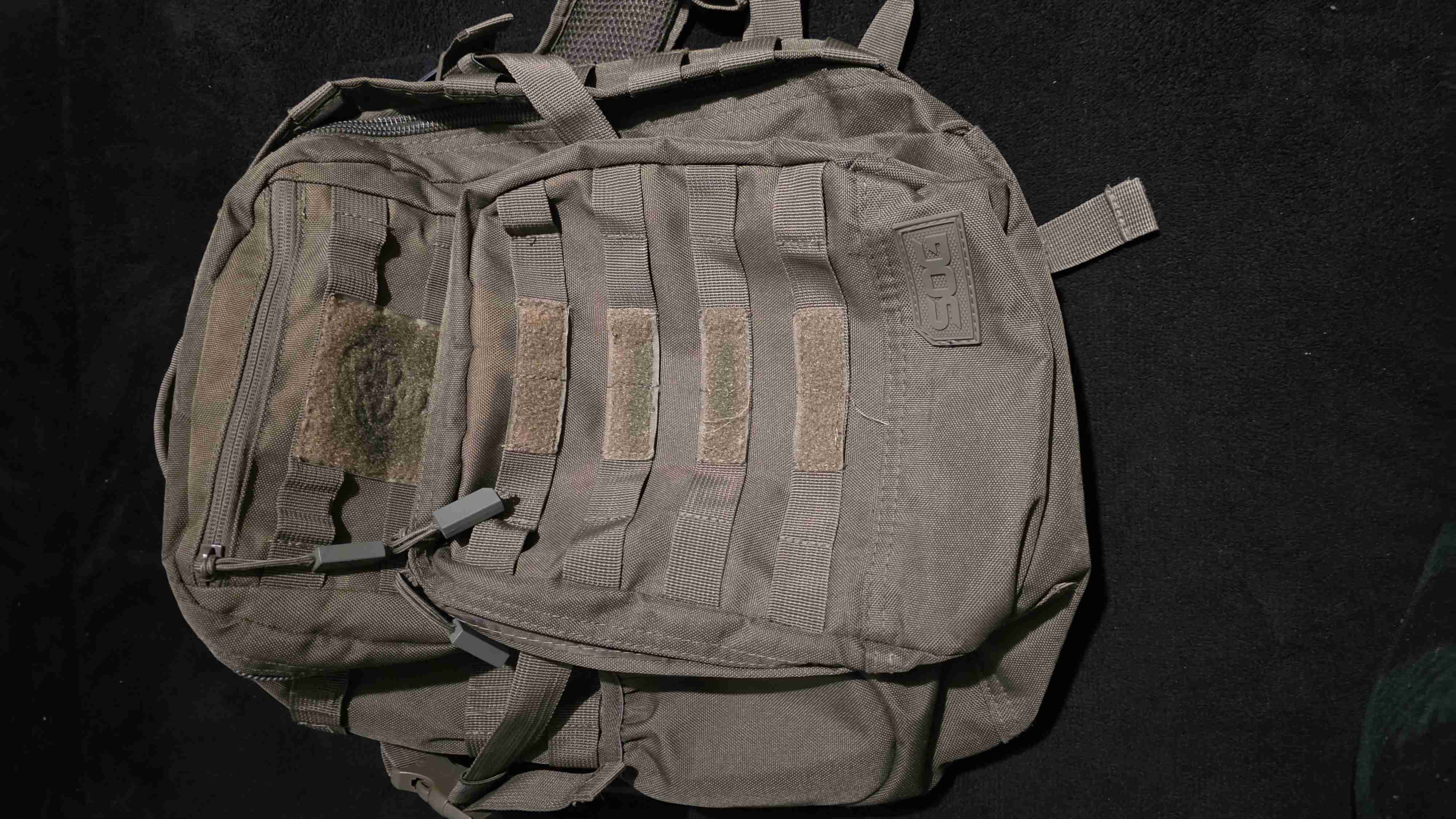 Mochila táctica SOG verde - miniatura 1