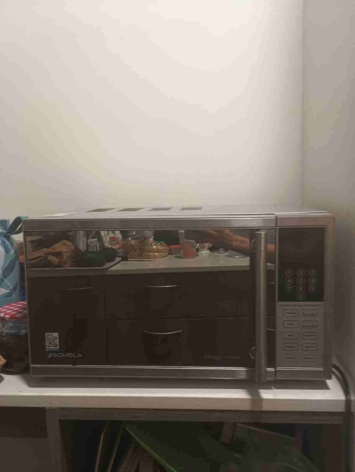 Microondas plateado usado - miniatura 2