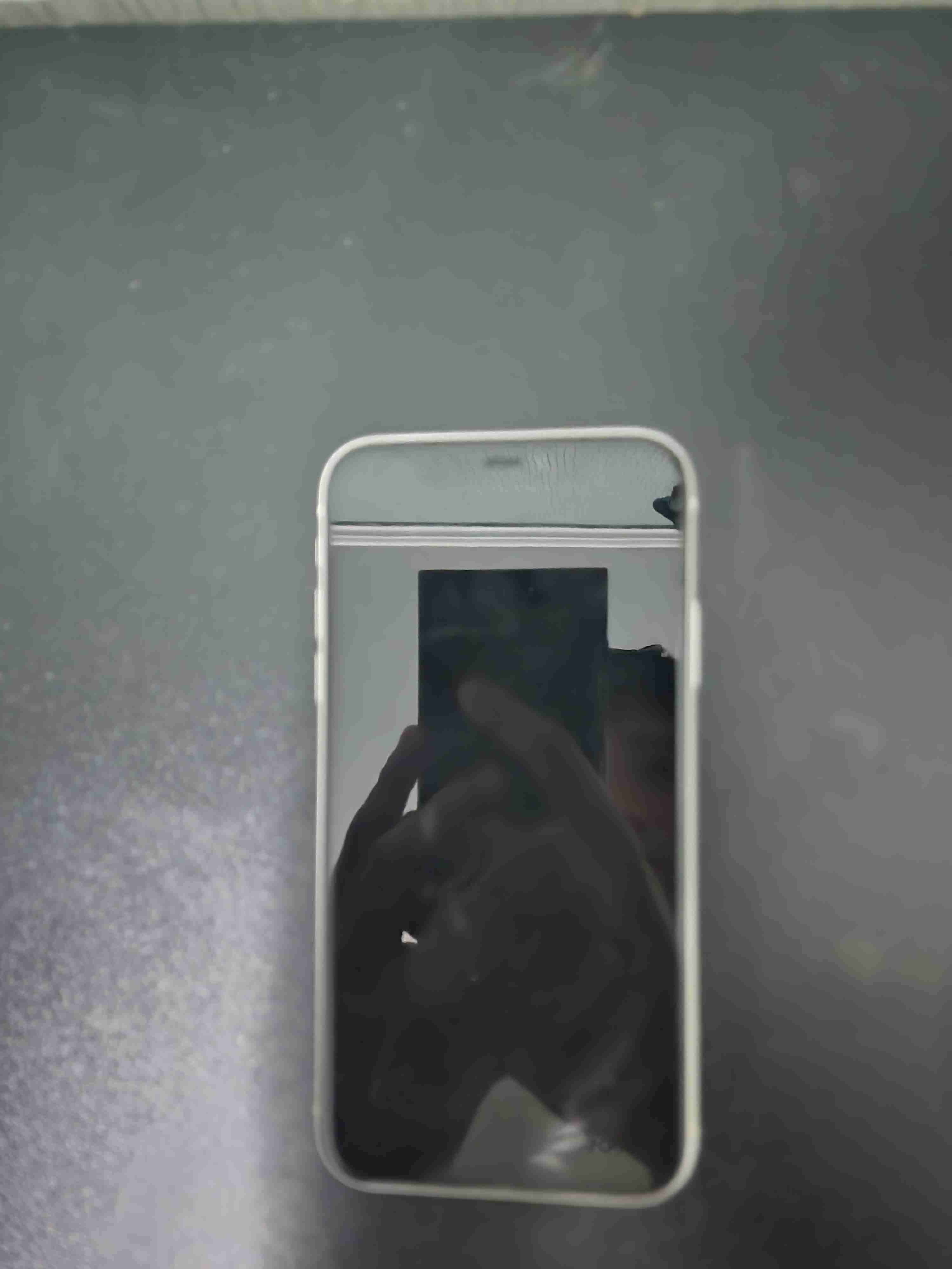 Iphone 11 color blanco 64gb unico dueño - miniatura 3