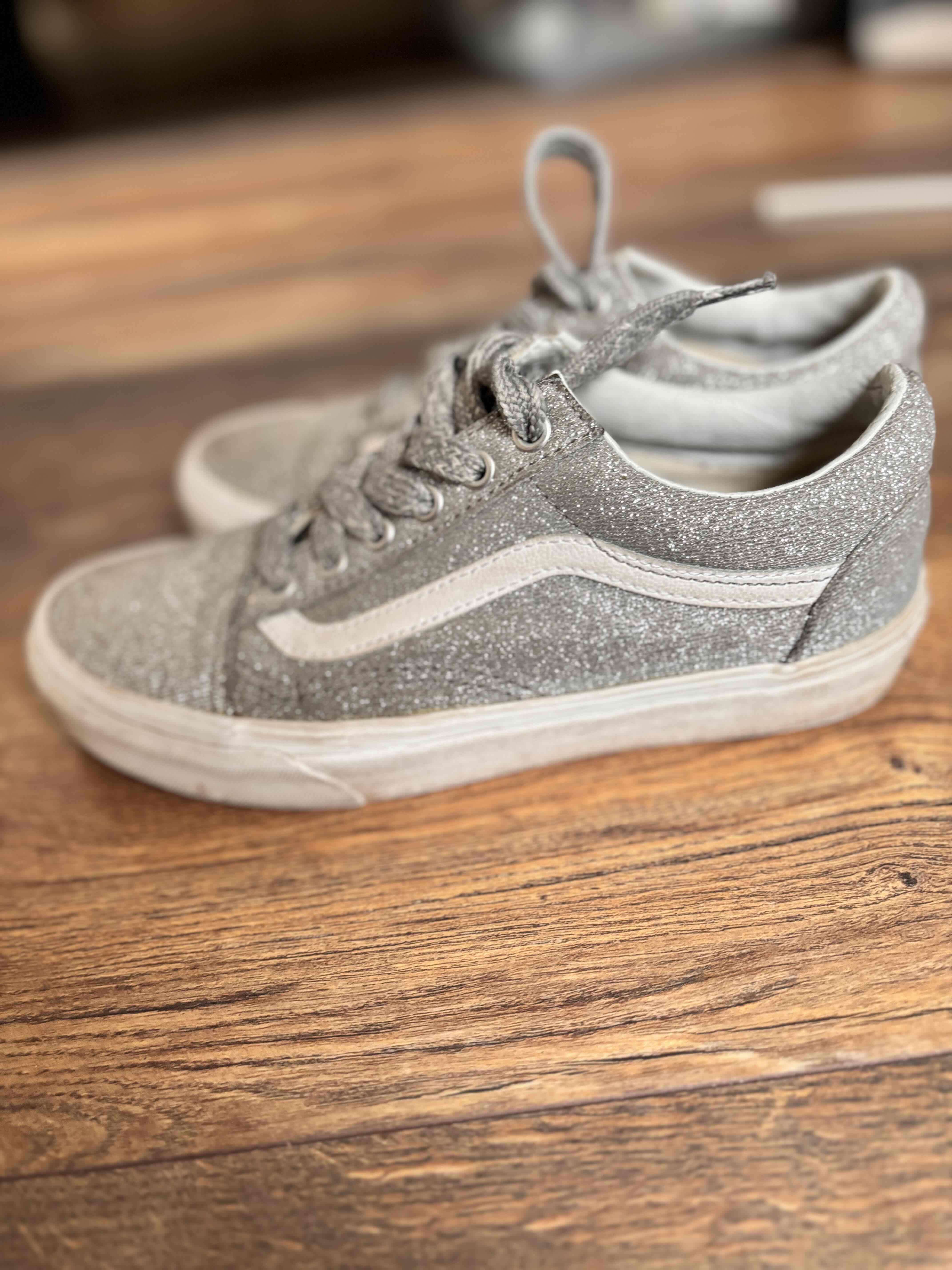 Zapatillas vans brillantes grises - miniatura 2