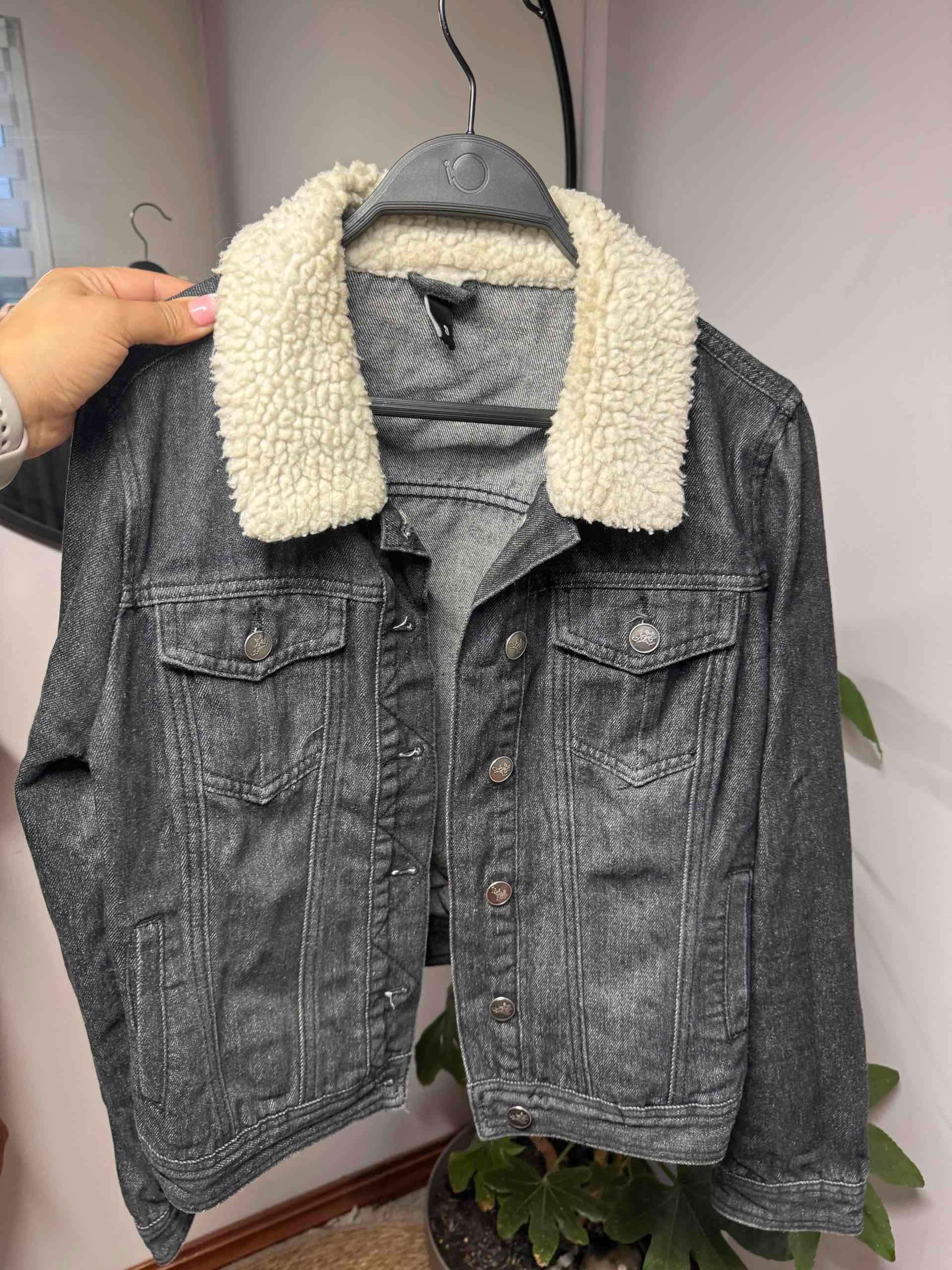 Chaqueta de mezclilla con chiporrito - miniatura 1