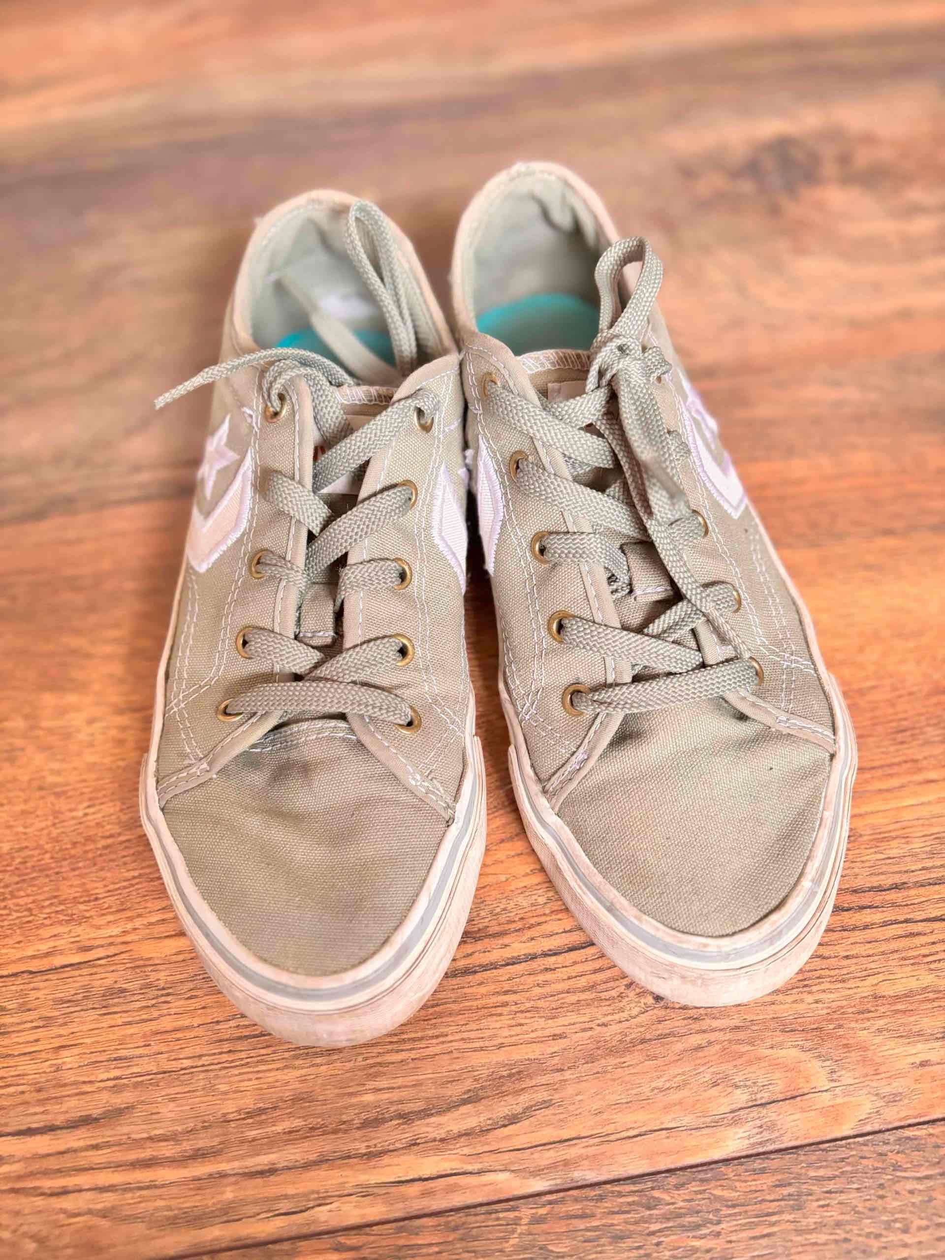 Zapatillas converse talla 6.5 us - miniatura 3