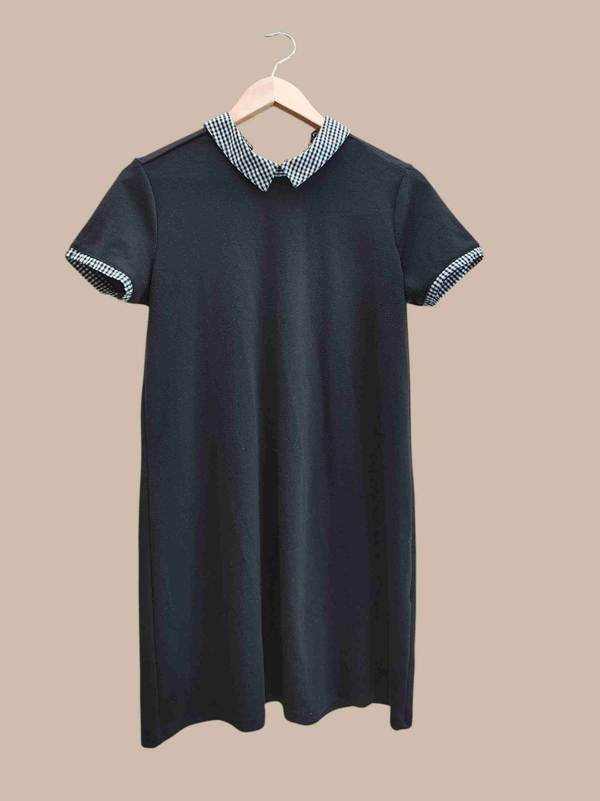 Vestido negro con cuello gingham - miniatura 1