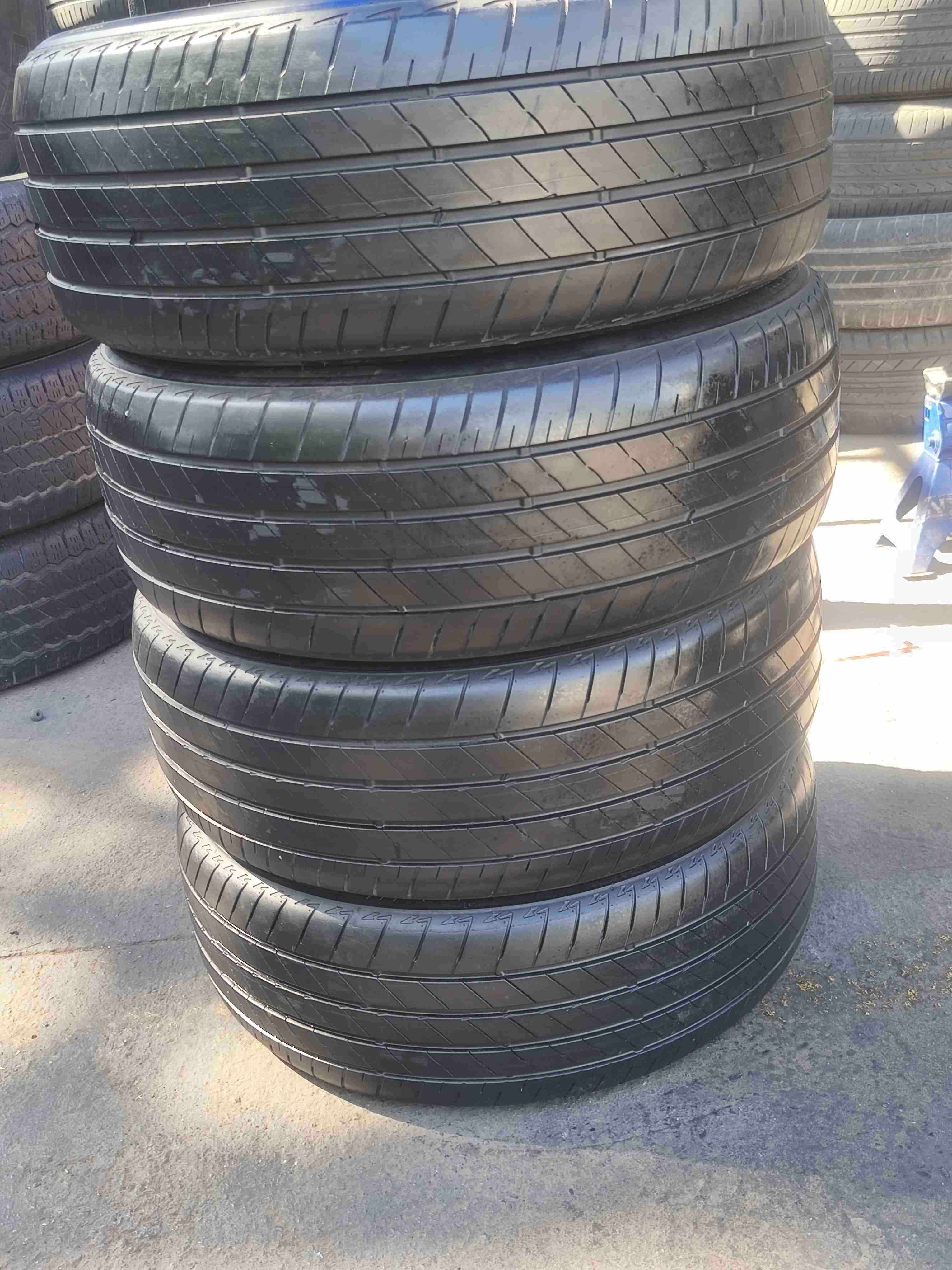 neumáticos  205 50 17 marca bridgestone 150 los 4 - miniatura 3