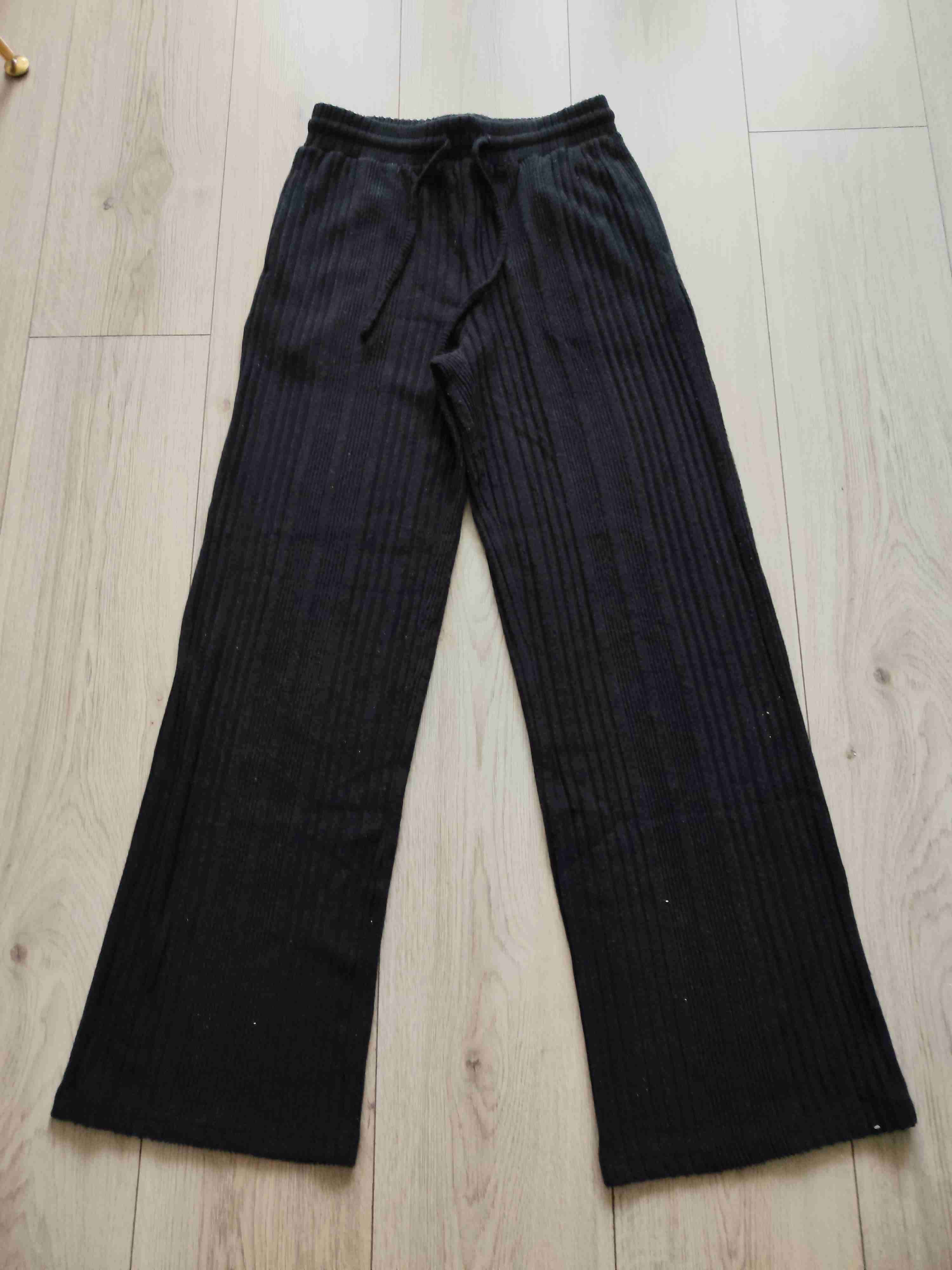 Pantalones de punto negros