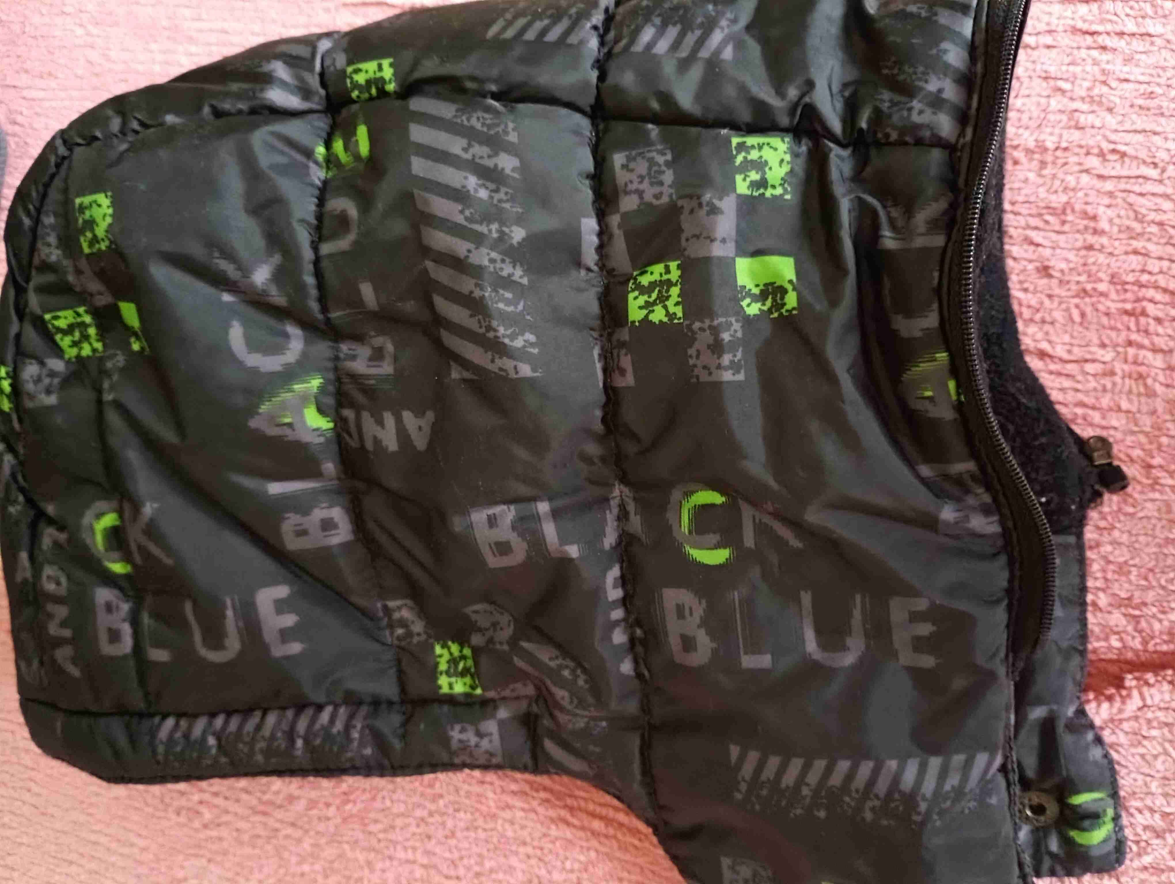 Chaqueta infantil acolchada negra - miniatura 4