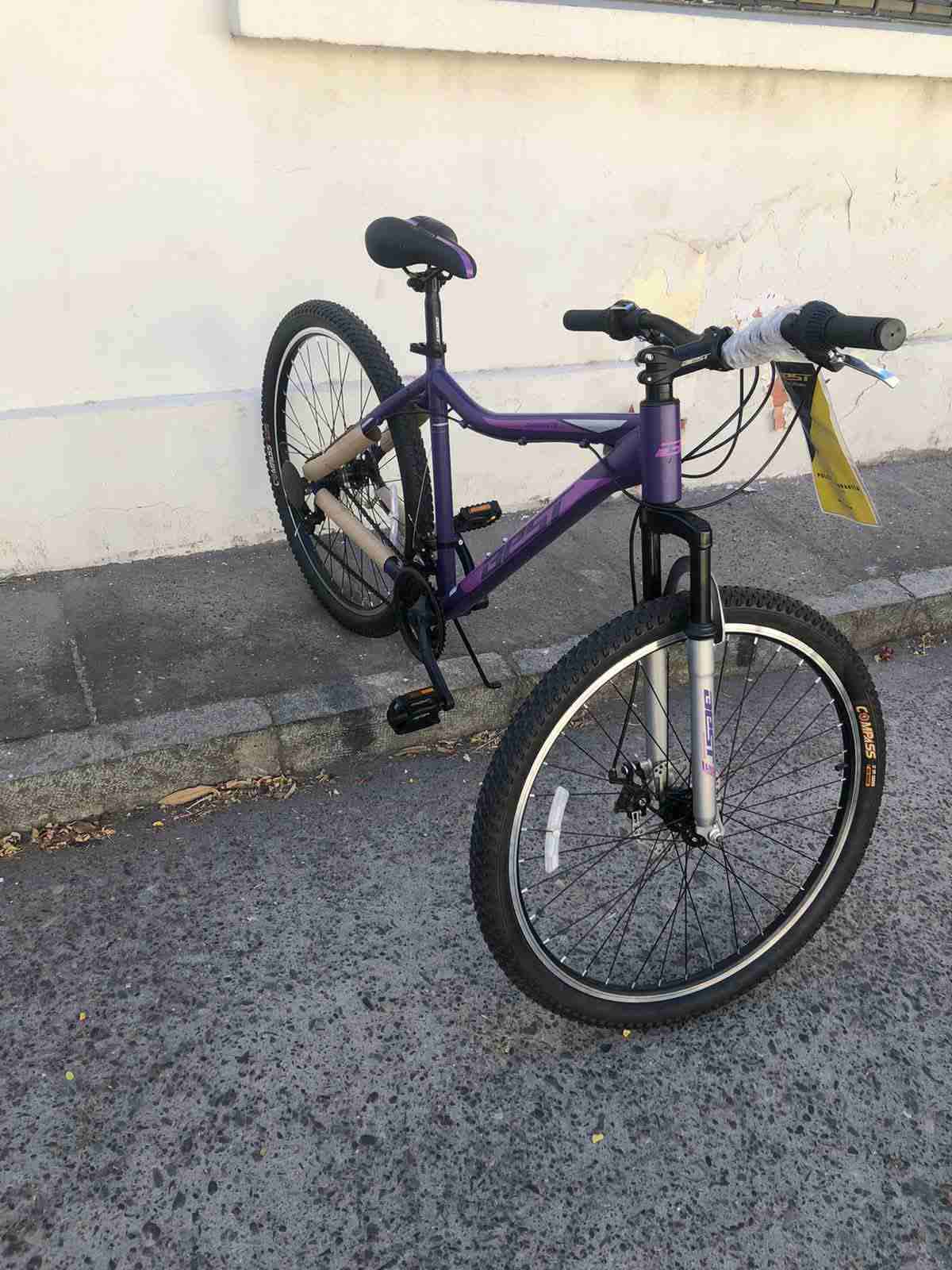 Bicicleta urbana con canasto - miniatura 4