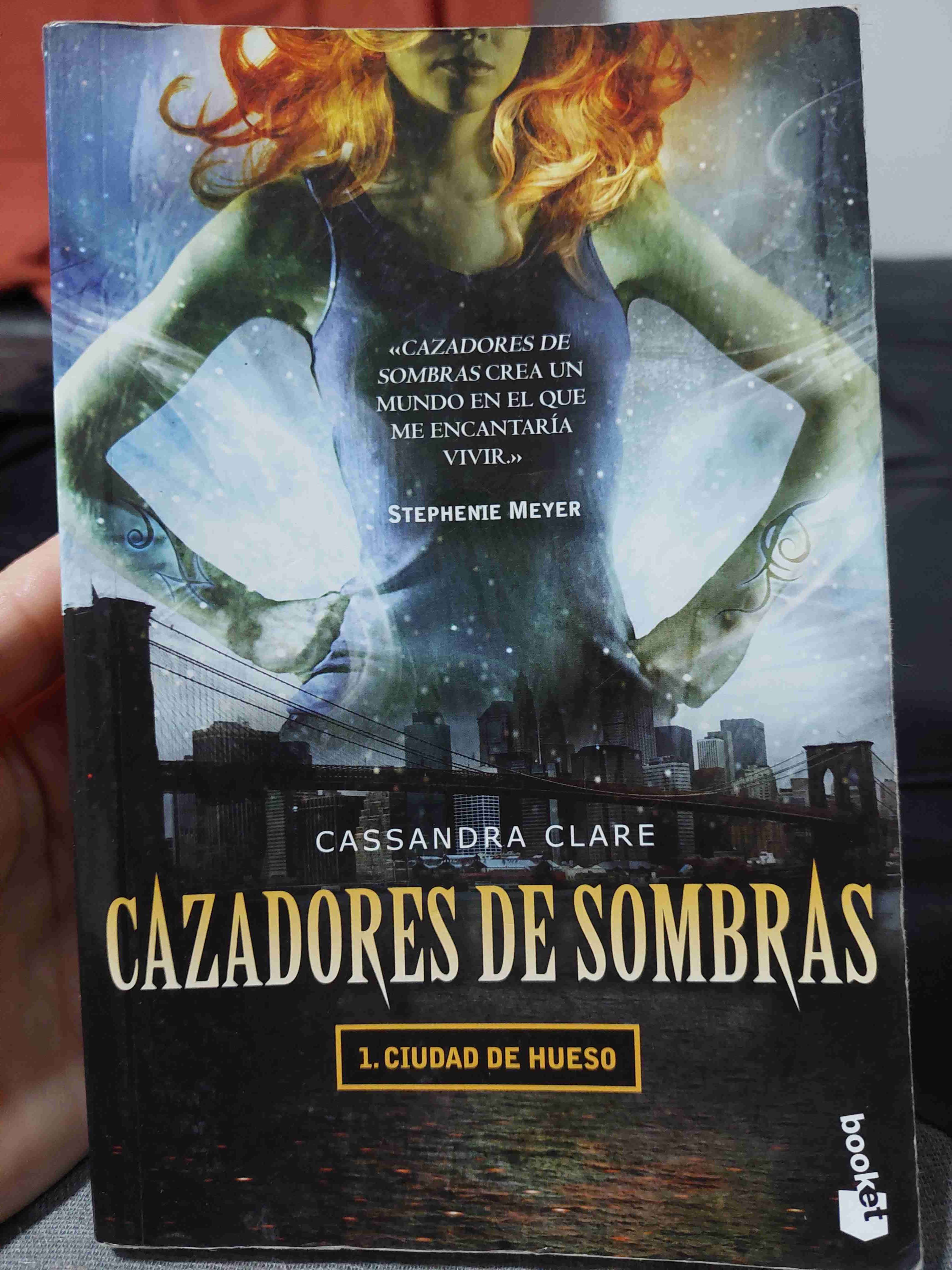 Libro Cazadores de Sombras - miniatura 1
