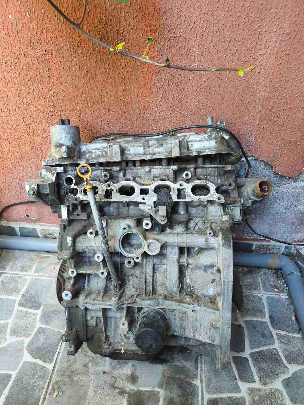 Motor para auto usado  NISSAN  TIDA  2012 - miniatura 3