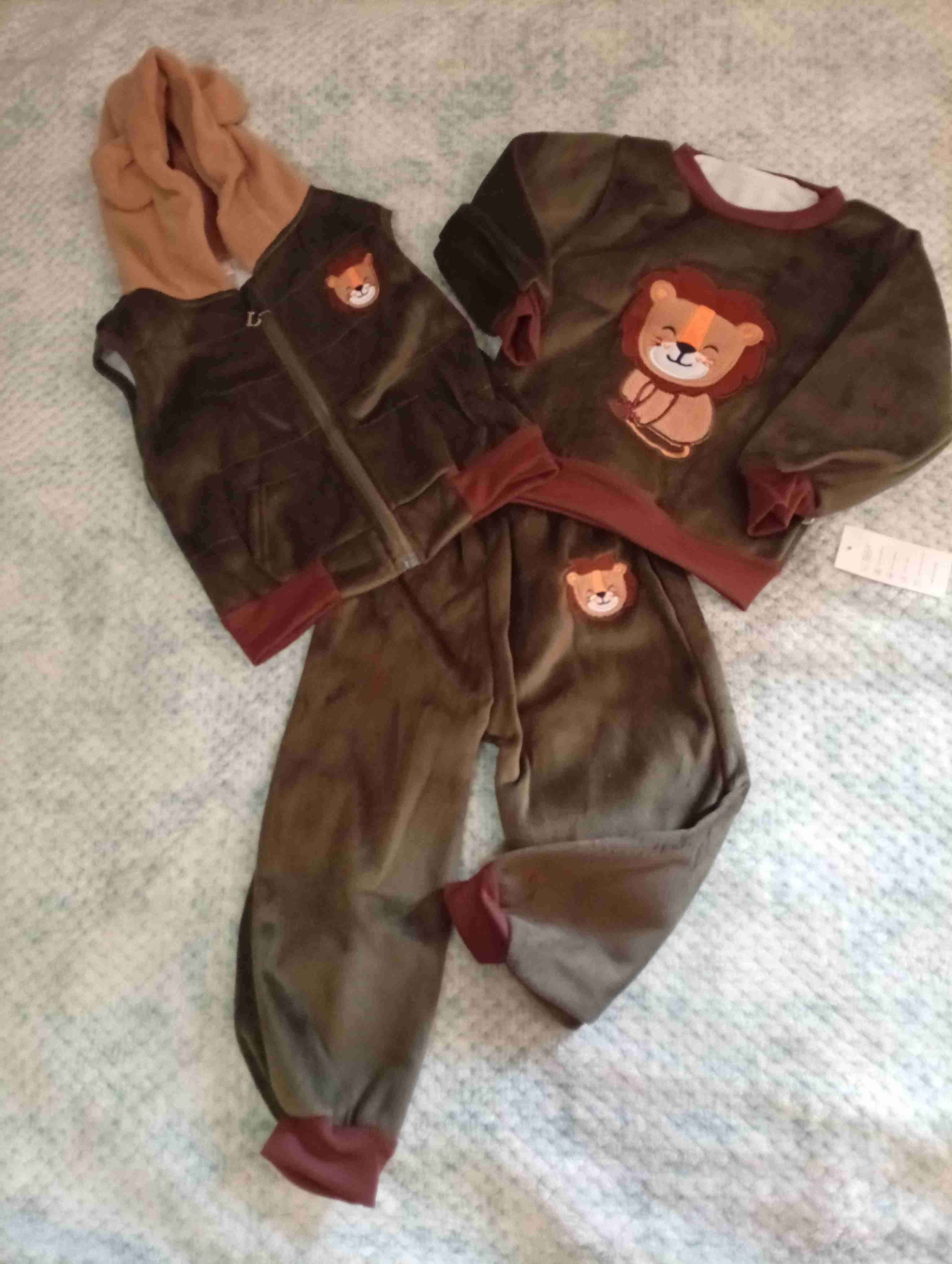 Conjunto infantil café con león - miniatura 2