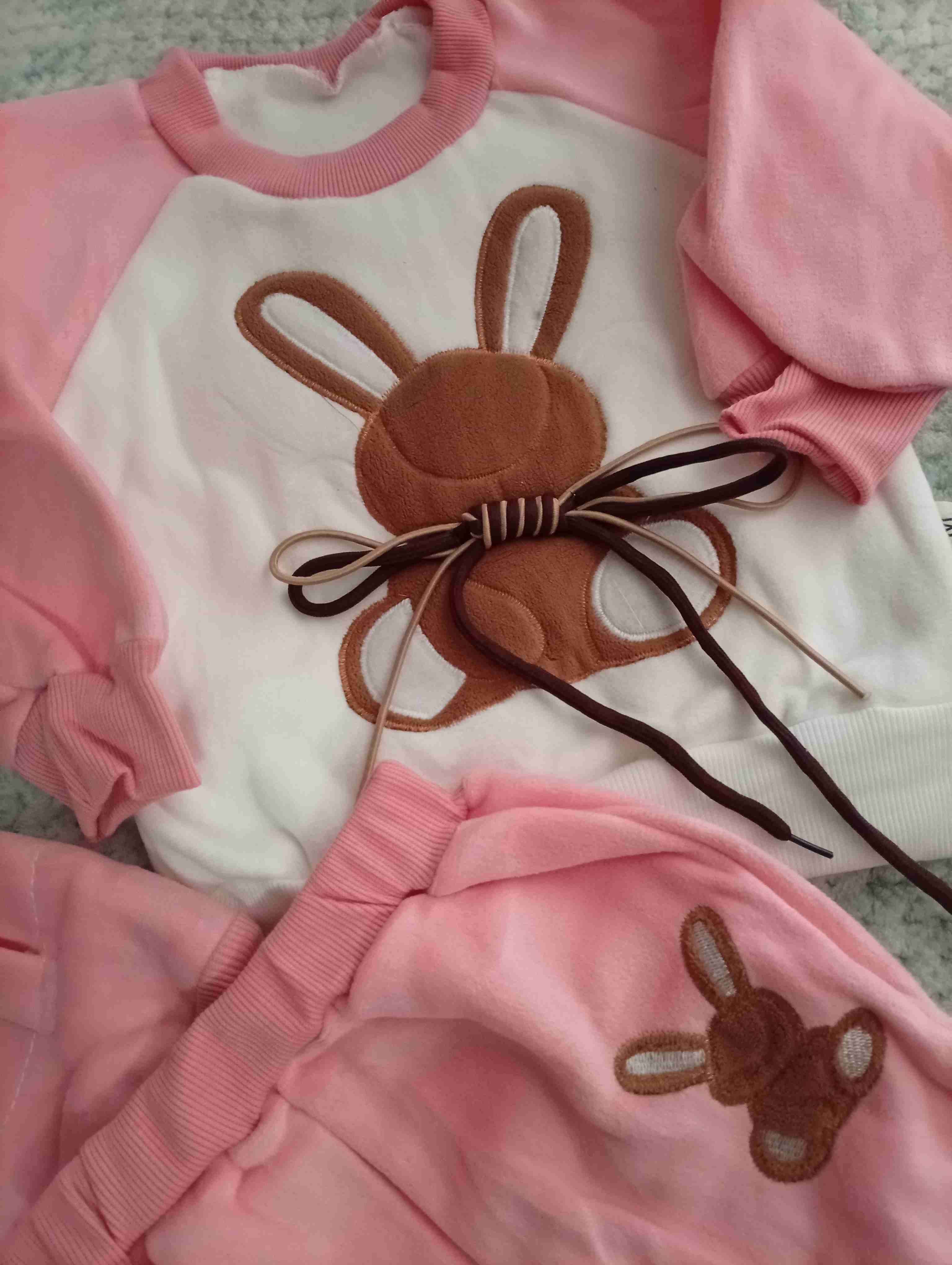 Conjunto infantil rosado con orejitas - miniatura 2