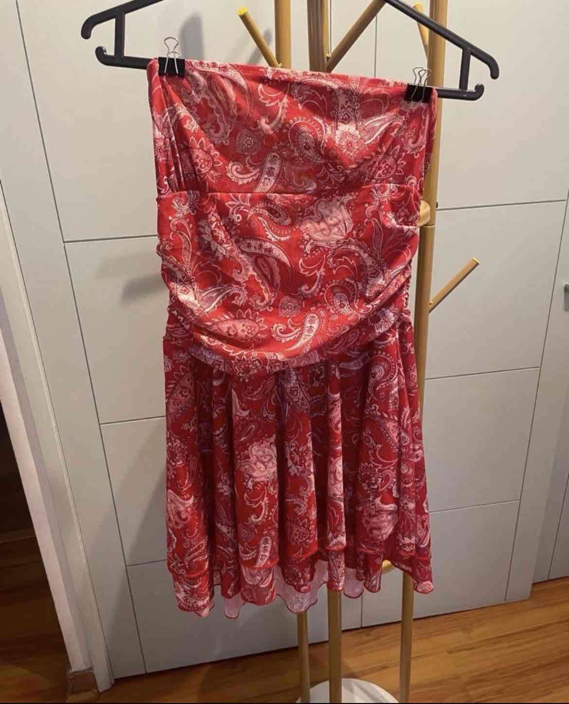 Vestido rojo estampado paisley - miniatura 1