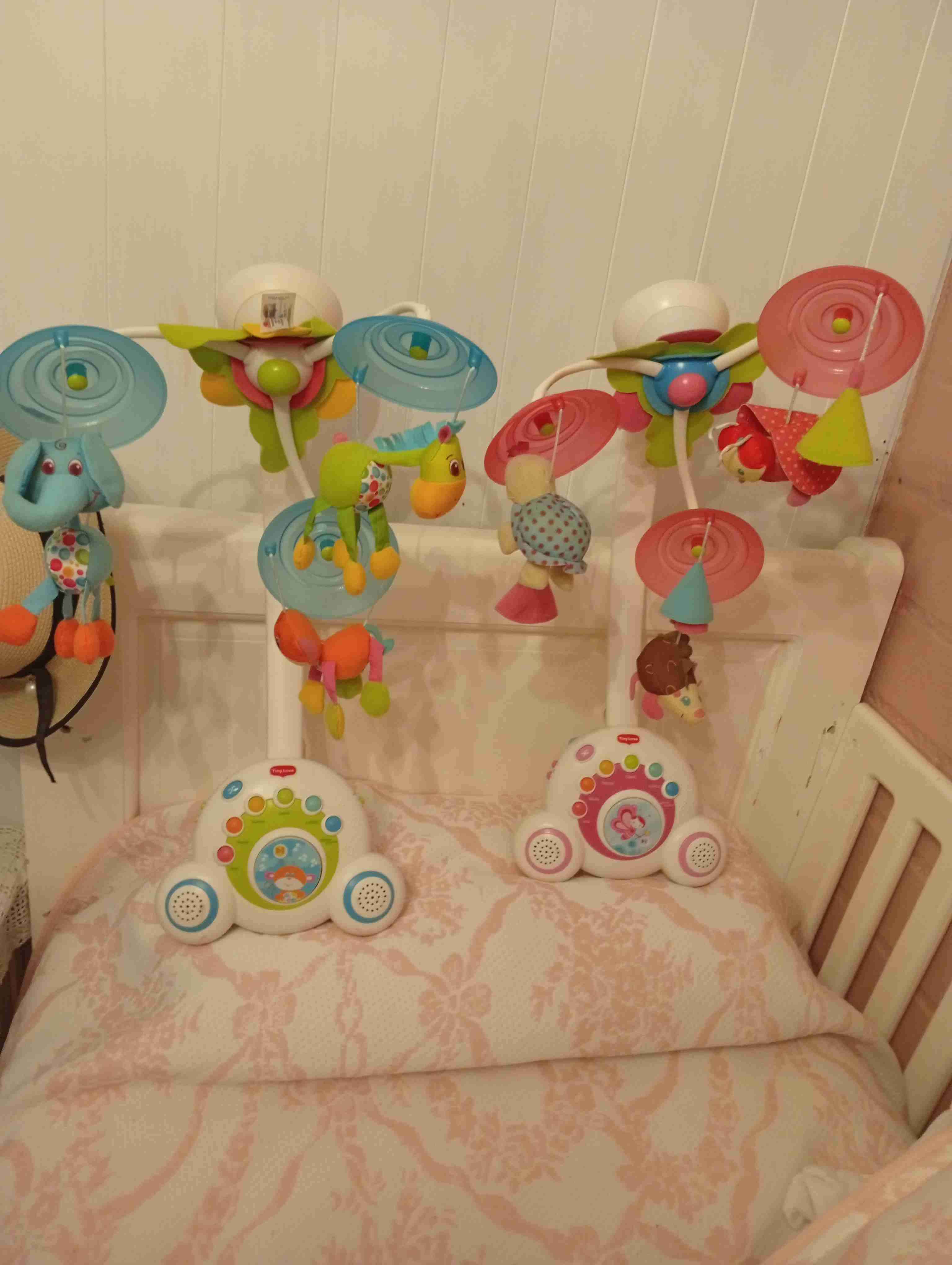 Movil musical para cuna - miniatura 1