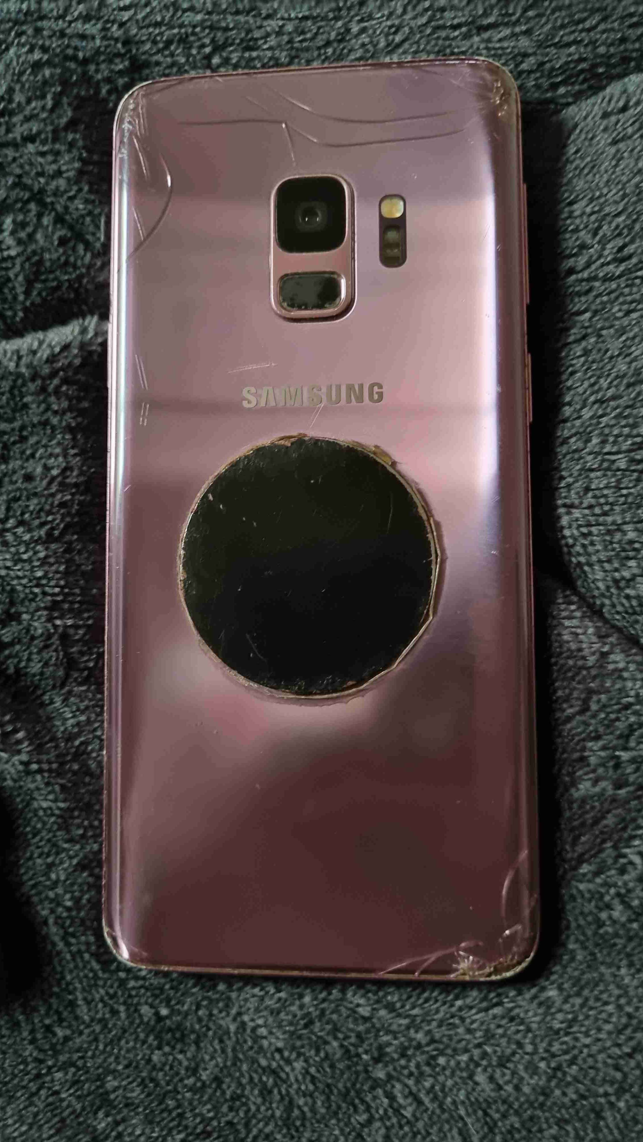 Samsung Galaxy S9 usado - miniatura 2