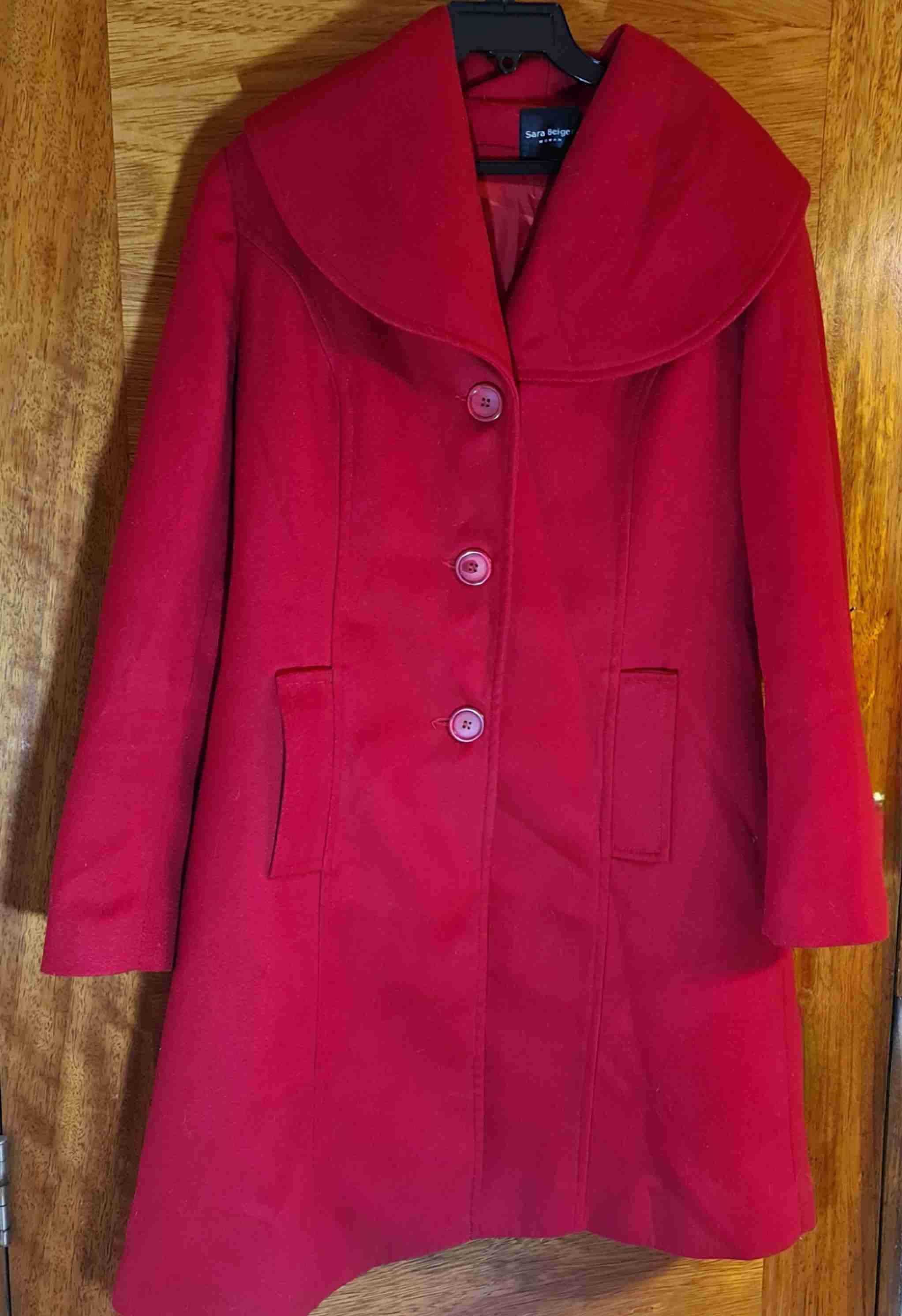 Abrigo rojo elegante