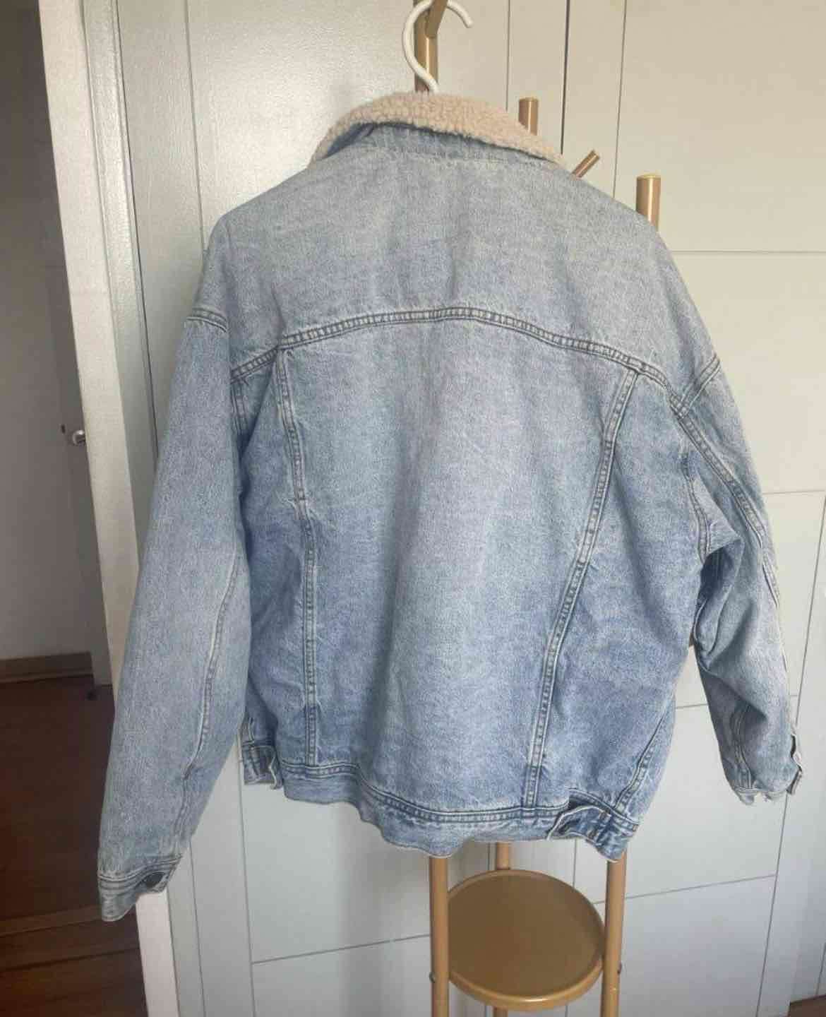 Chaqueta de jeans unisex American Eagle - miniatura 2