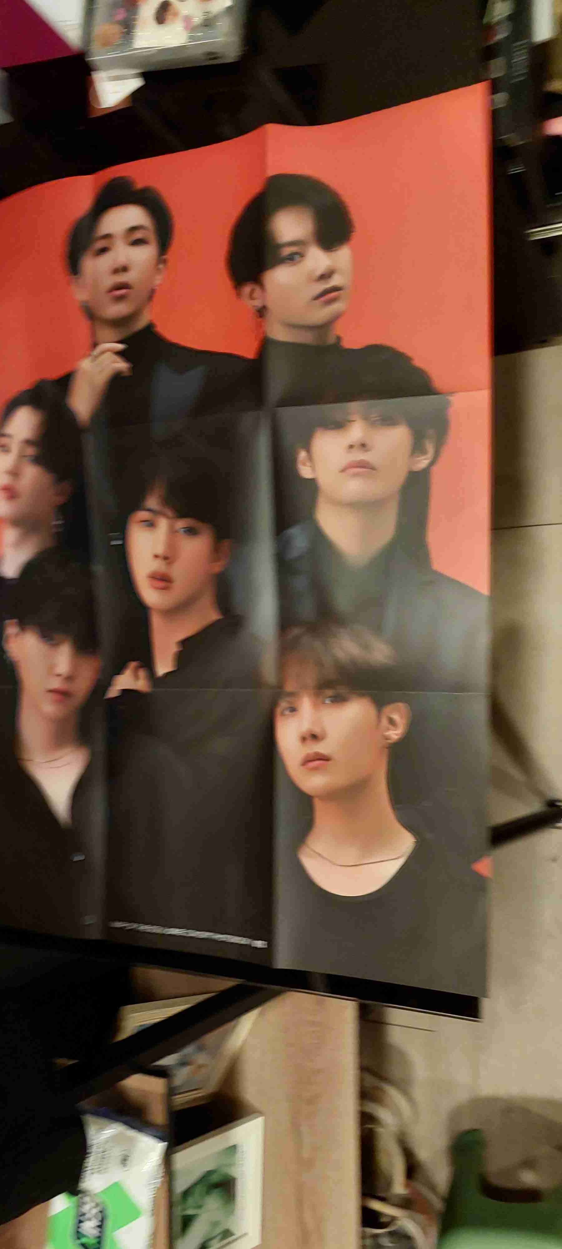 BTS Map of the Soul - miniatura 3