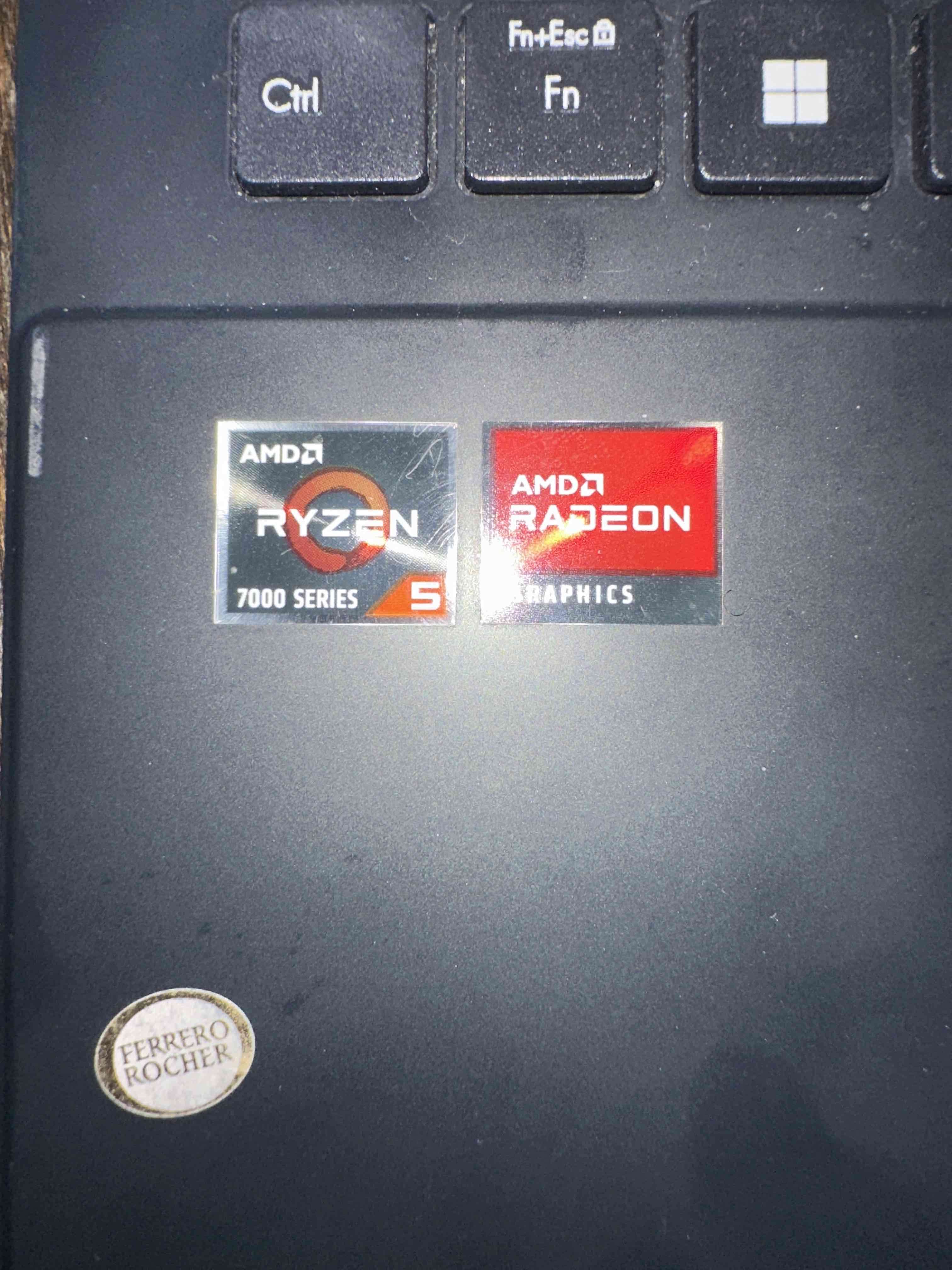 Laptop ASUS Vivobook 14 pulgadas - miniatura 5