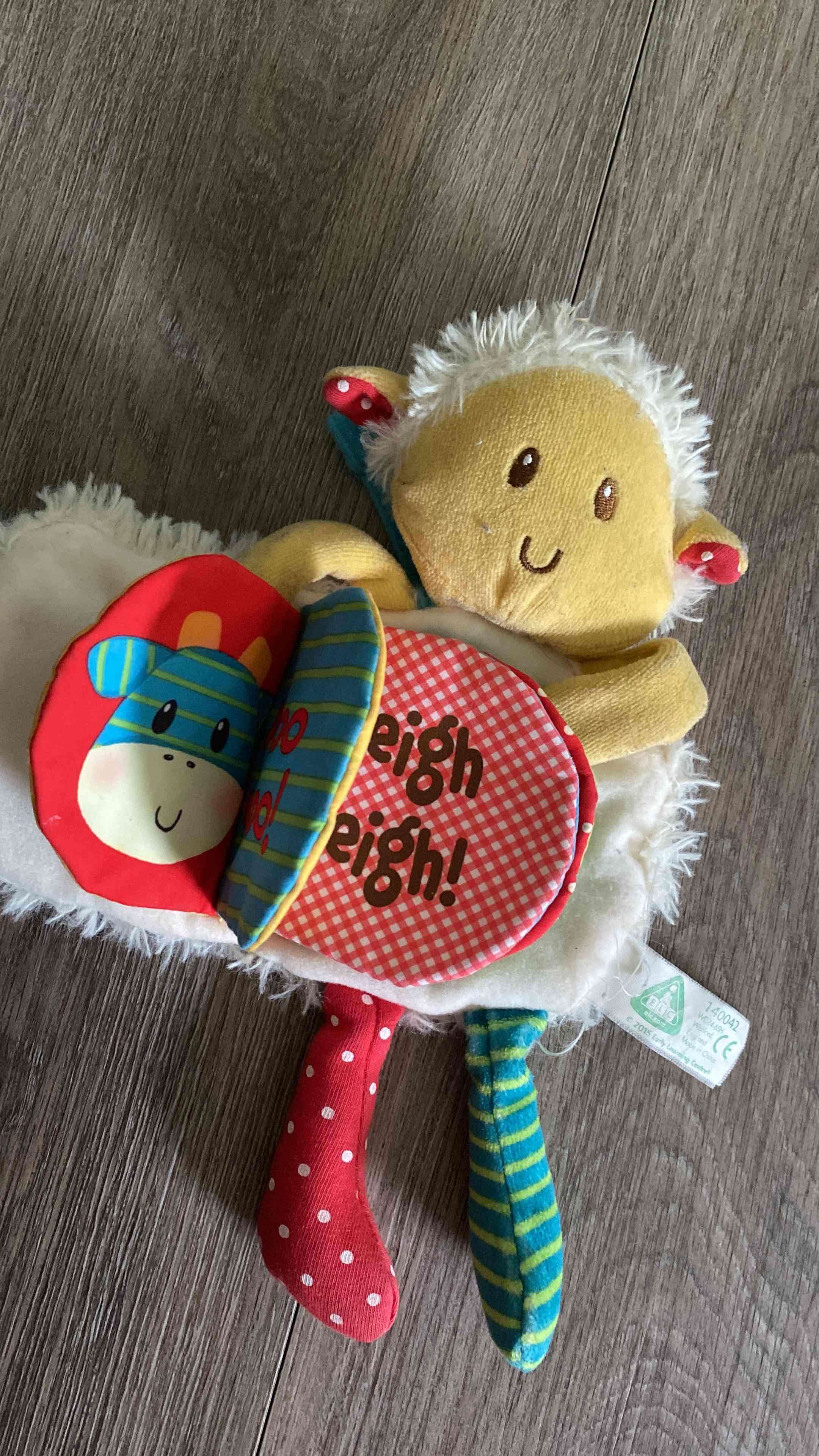 Set de juguetes de bebé variados - miniatura 3