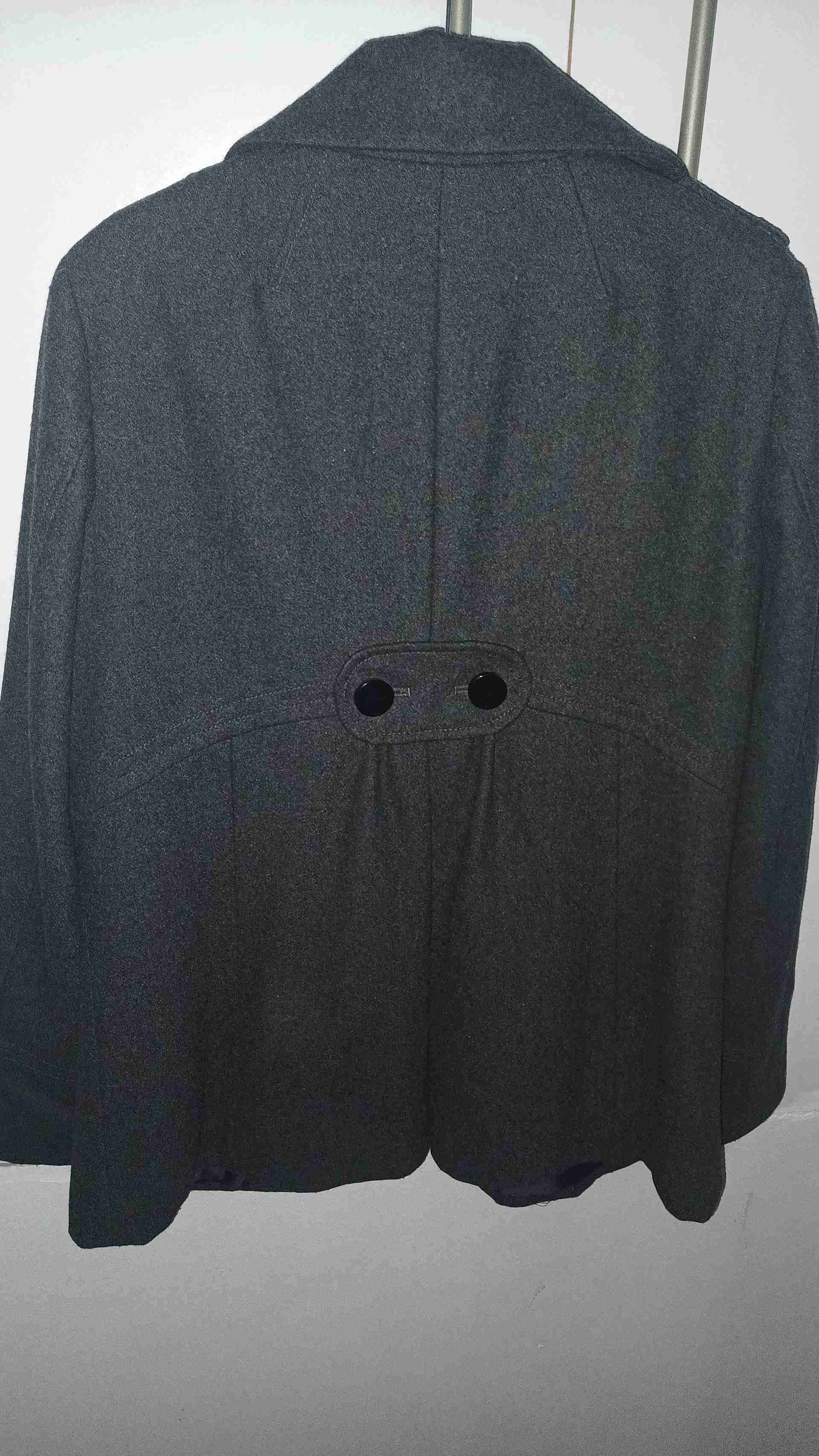 Abrigo gris oscuro de mujer - miniatura 3