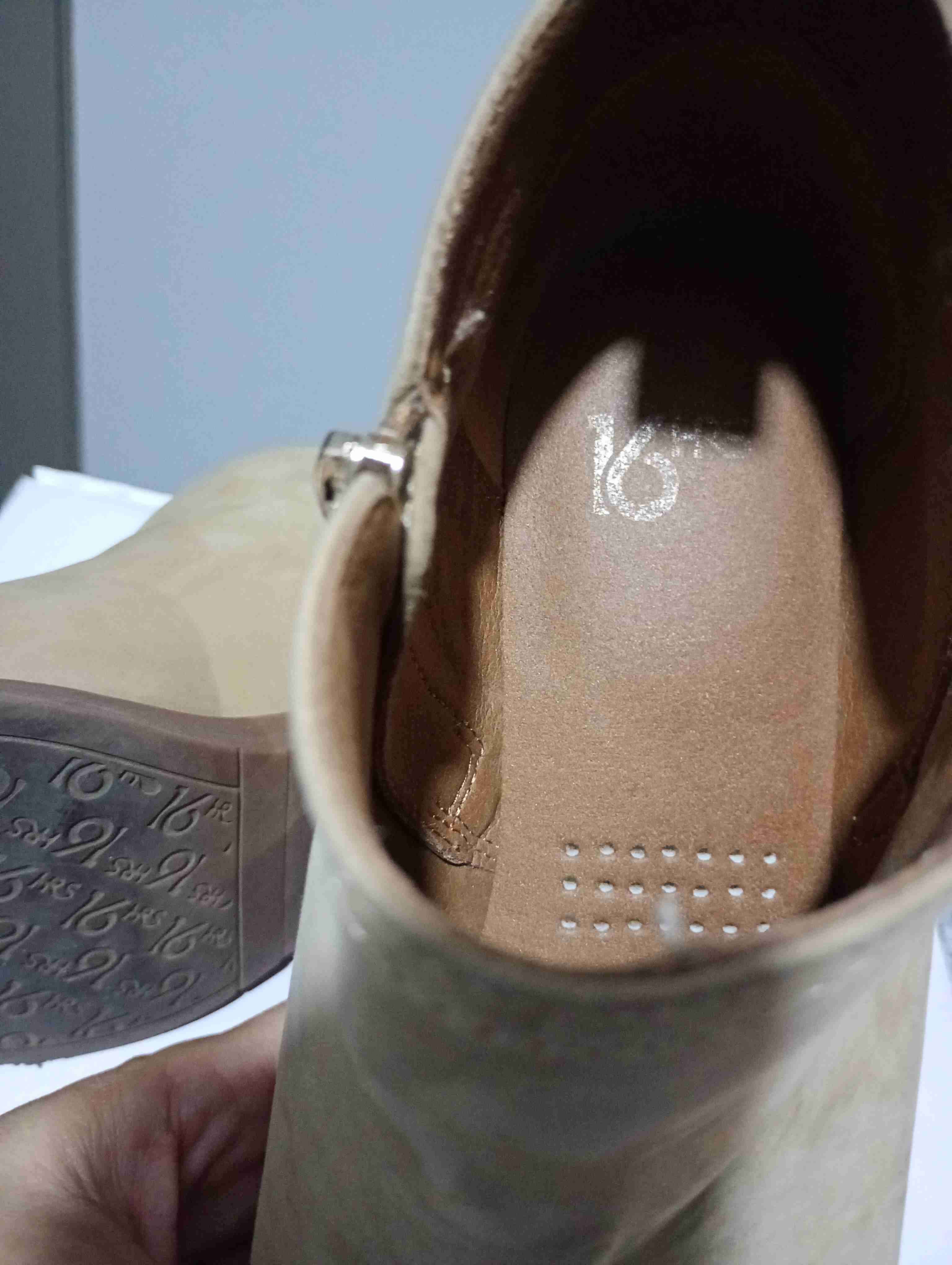 Botines de cuero beige con tacón - miniatura 4