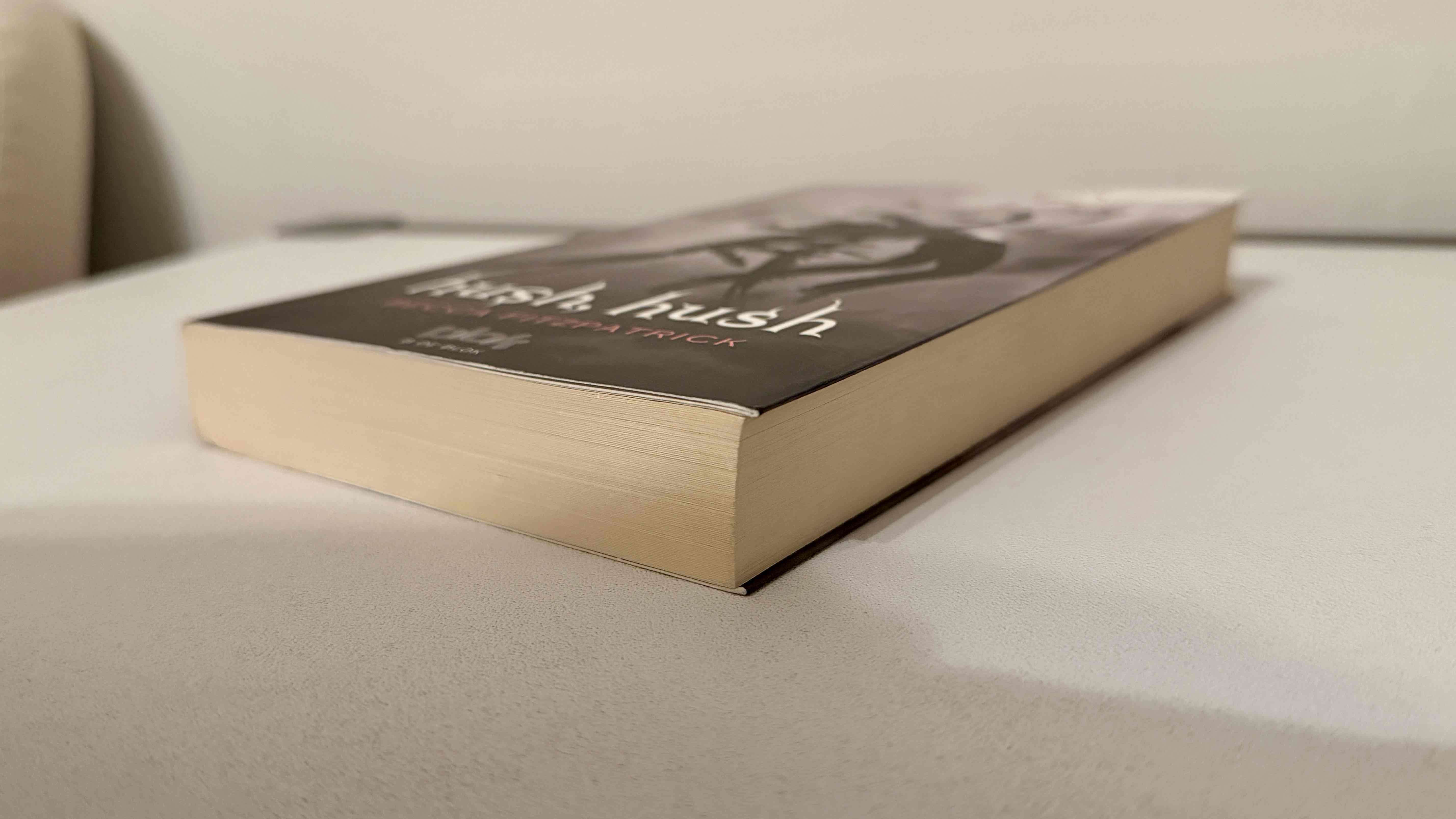 Libro “Hush, Hush” - miniatura 4