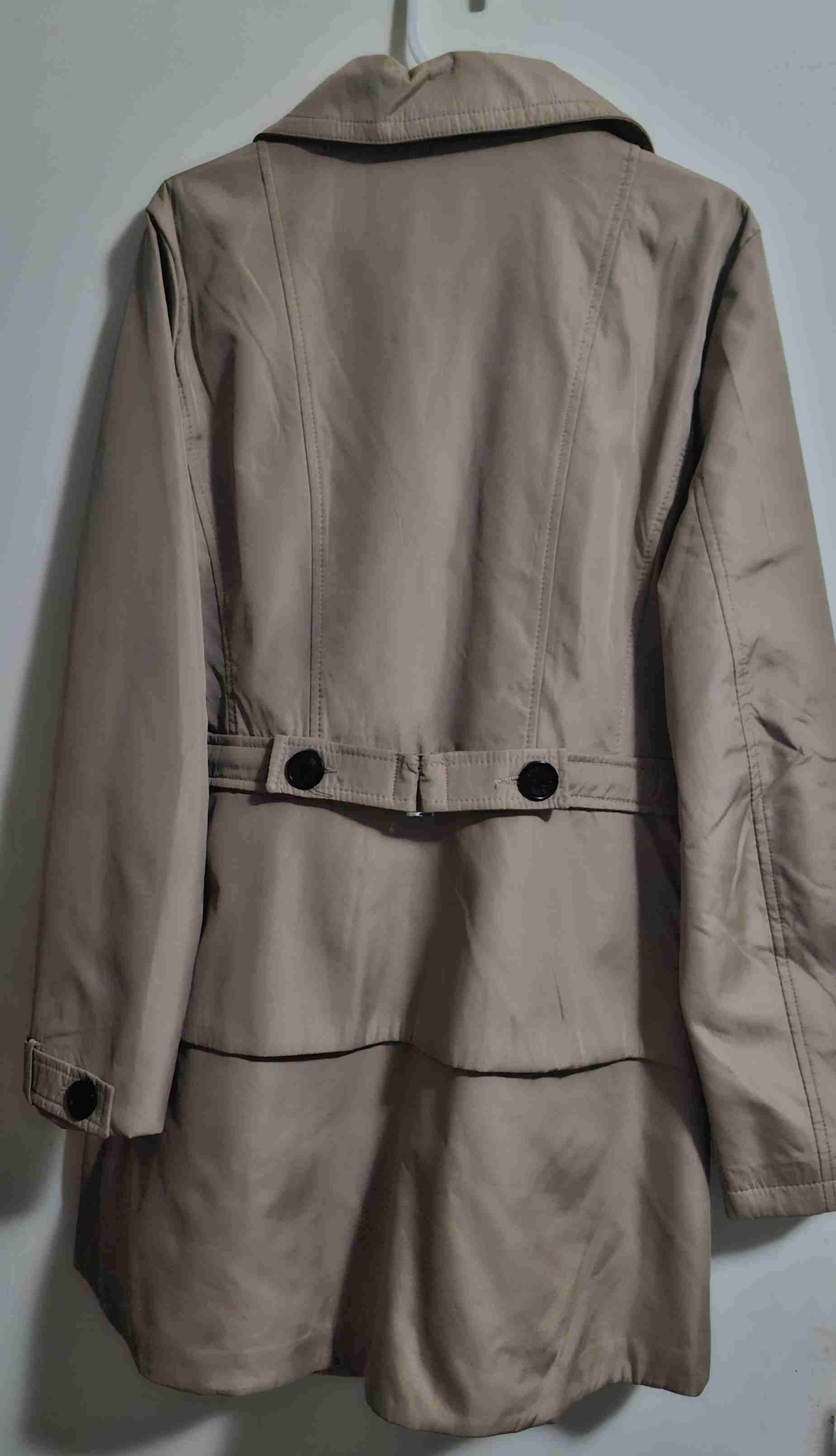 Abrigo beige de mujer nuevo - miniatura 4