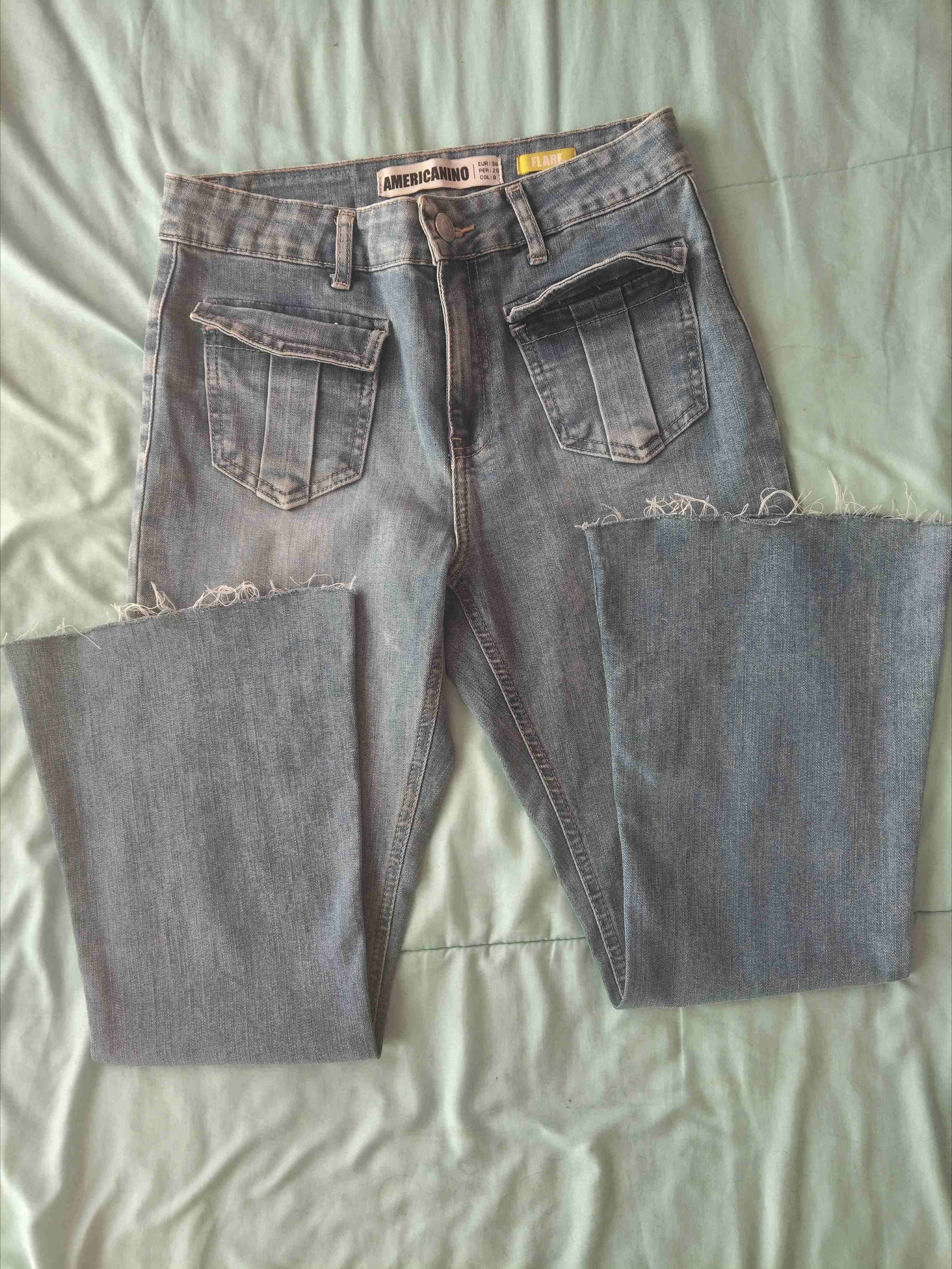 Faldas negras y jeans - miniatura 5