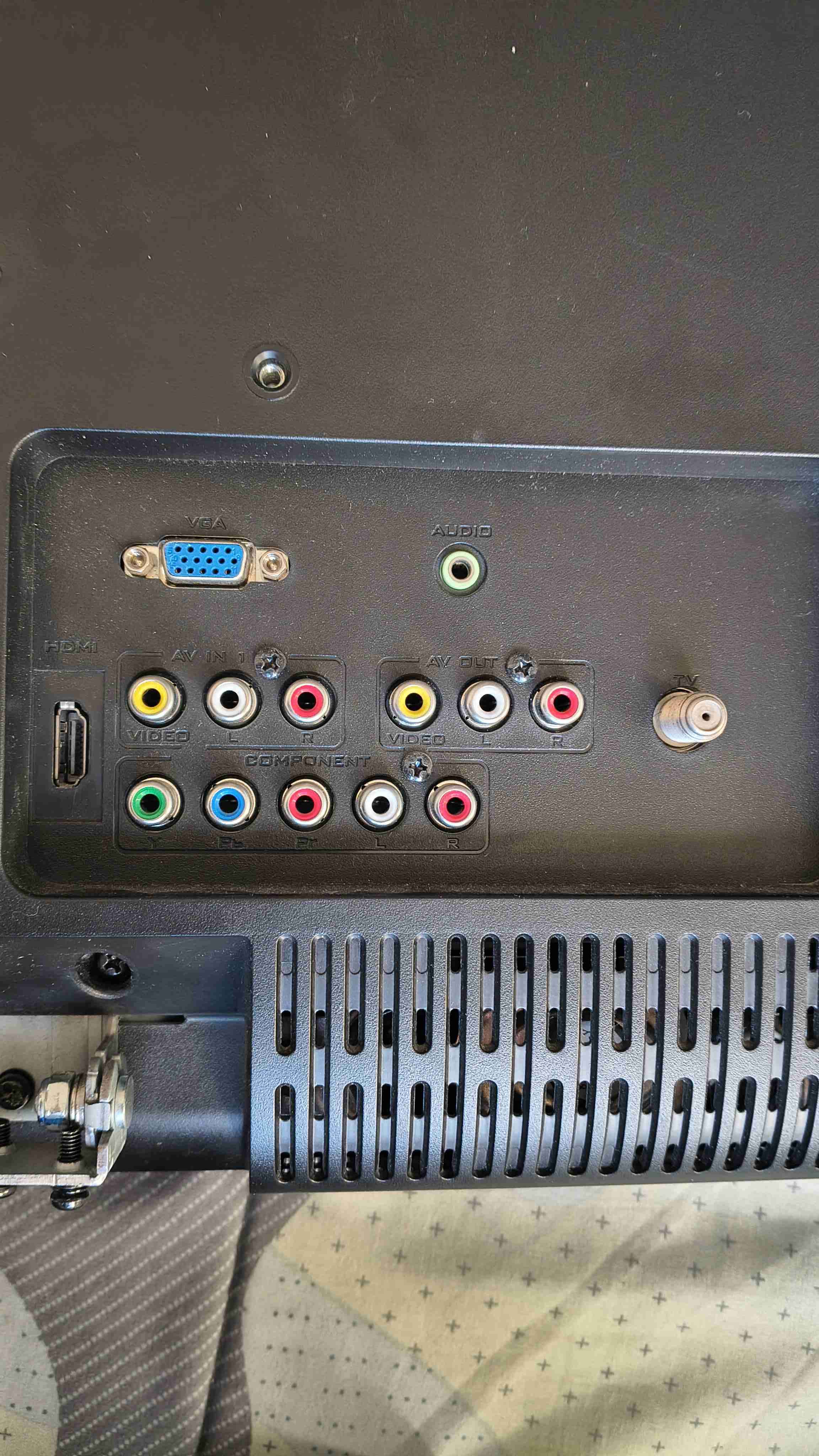 Televisor AOC HDTV 19 pulgadas - miniatura 3