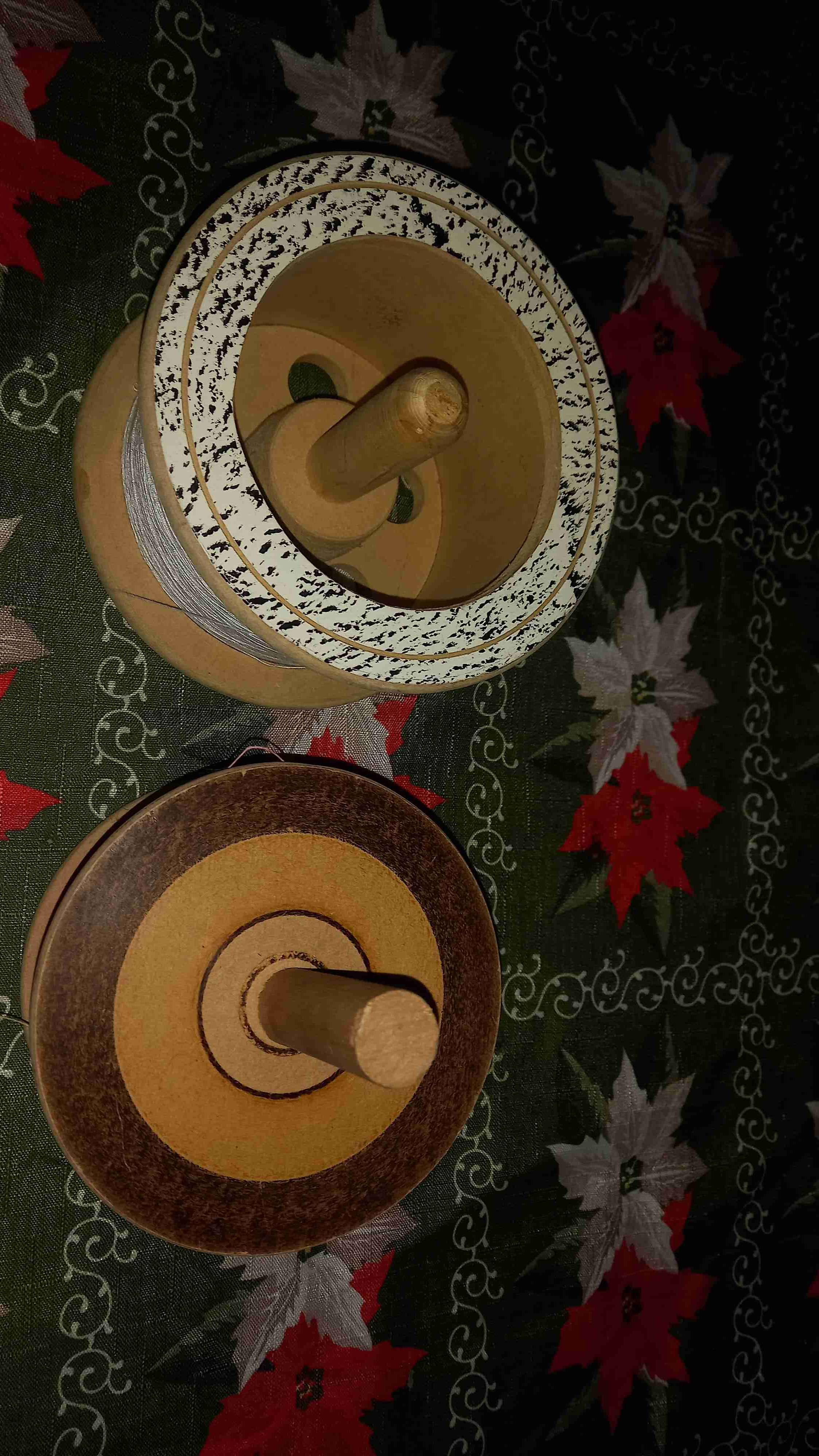 Carretes de hilo antiguos - miniatura 3