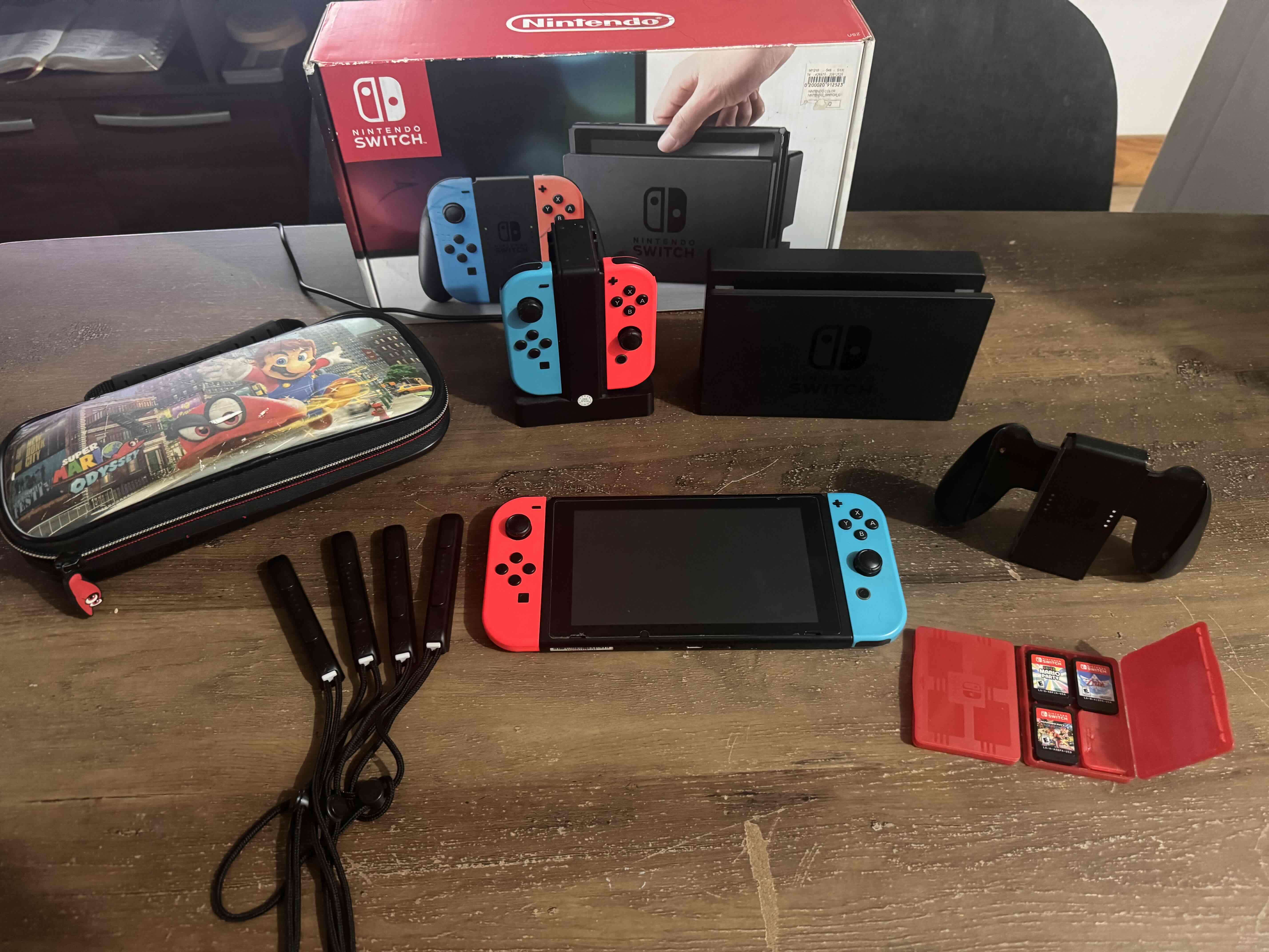 Consola Nintendo Switch con accesorios